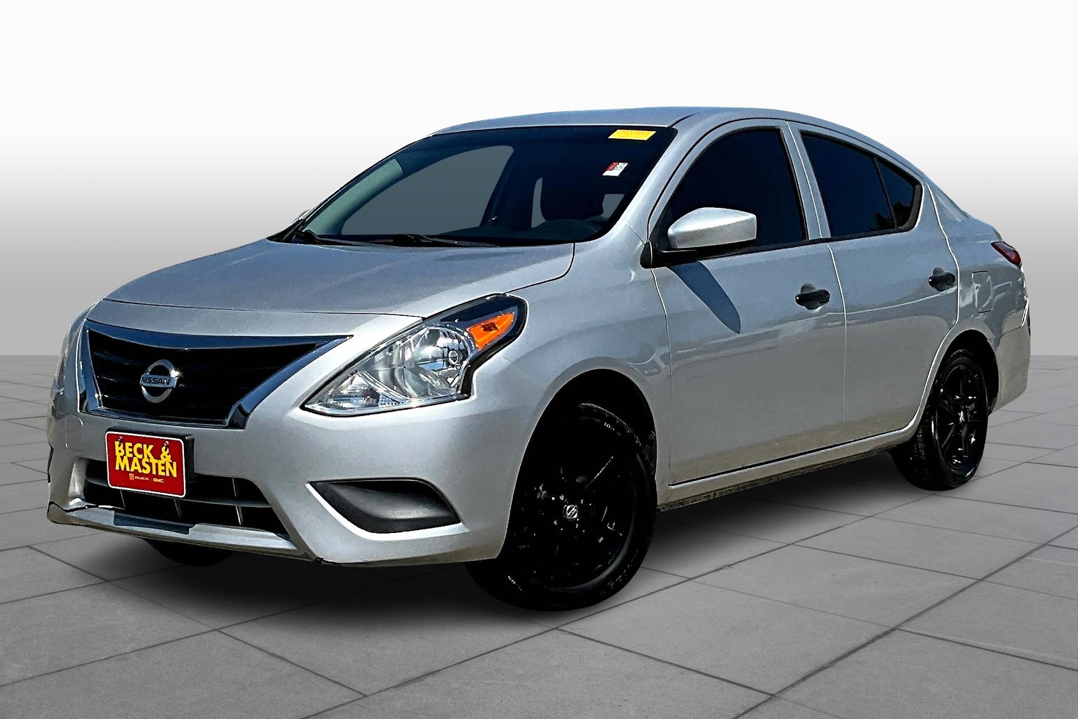 Versa Sedan S Plus