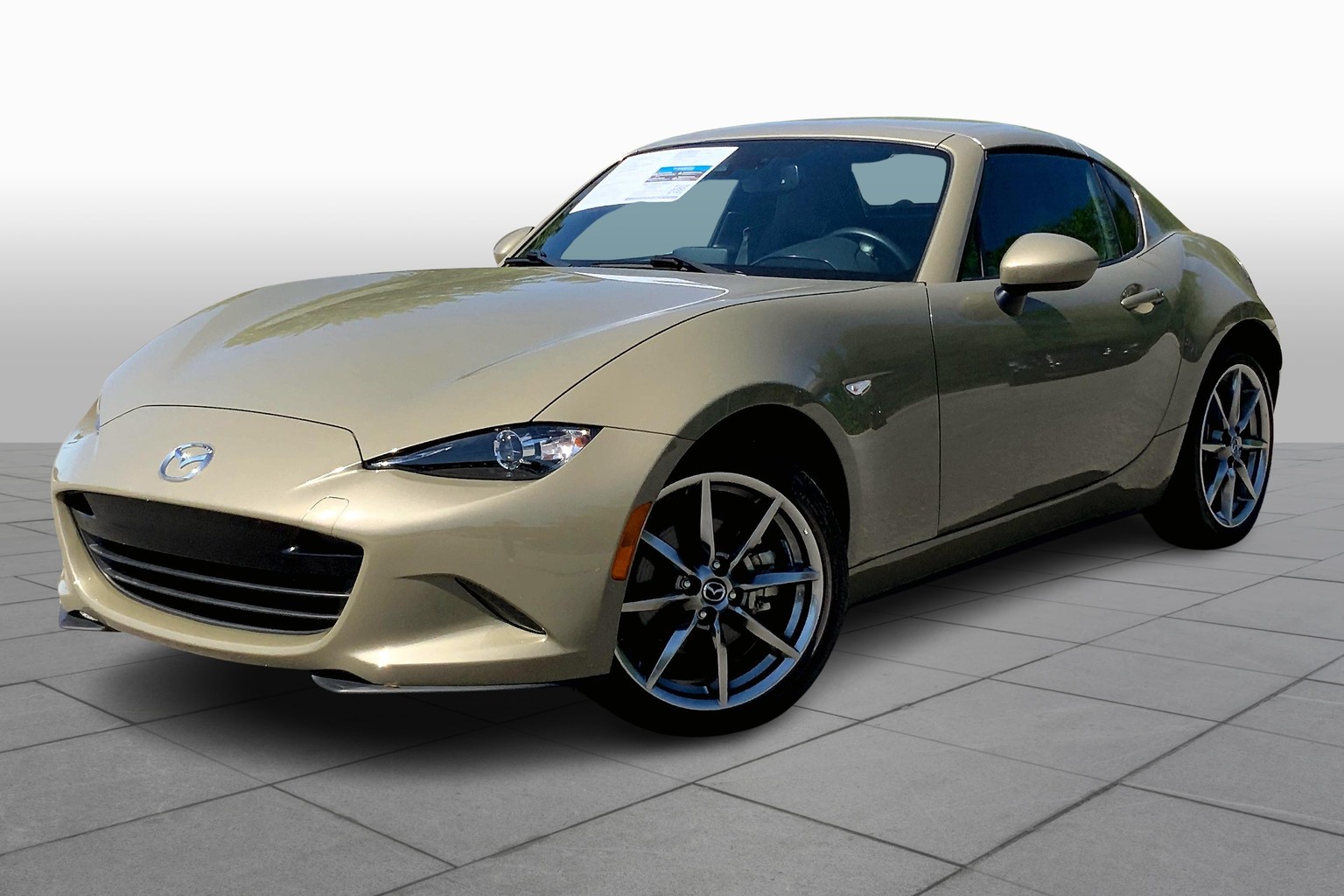 Mazda MX-5 Miata RF Grand Touring