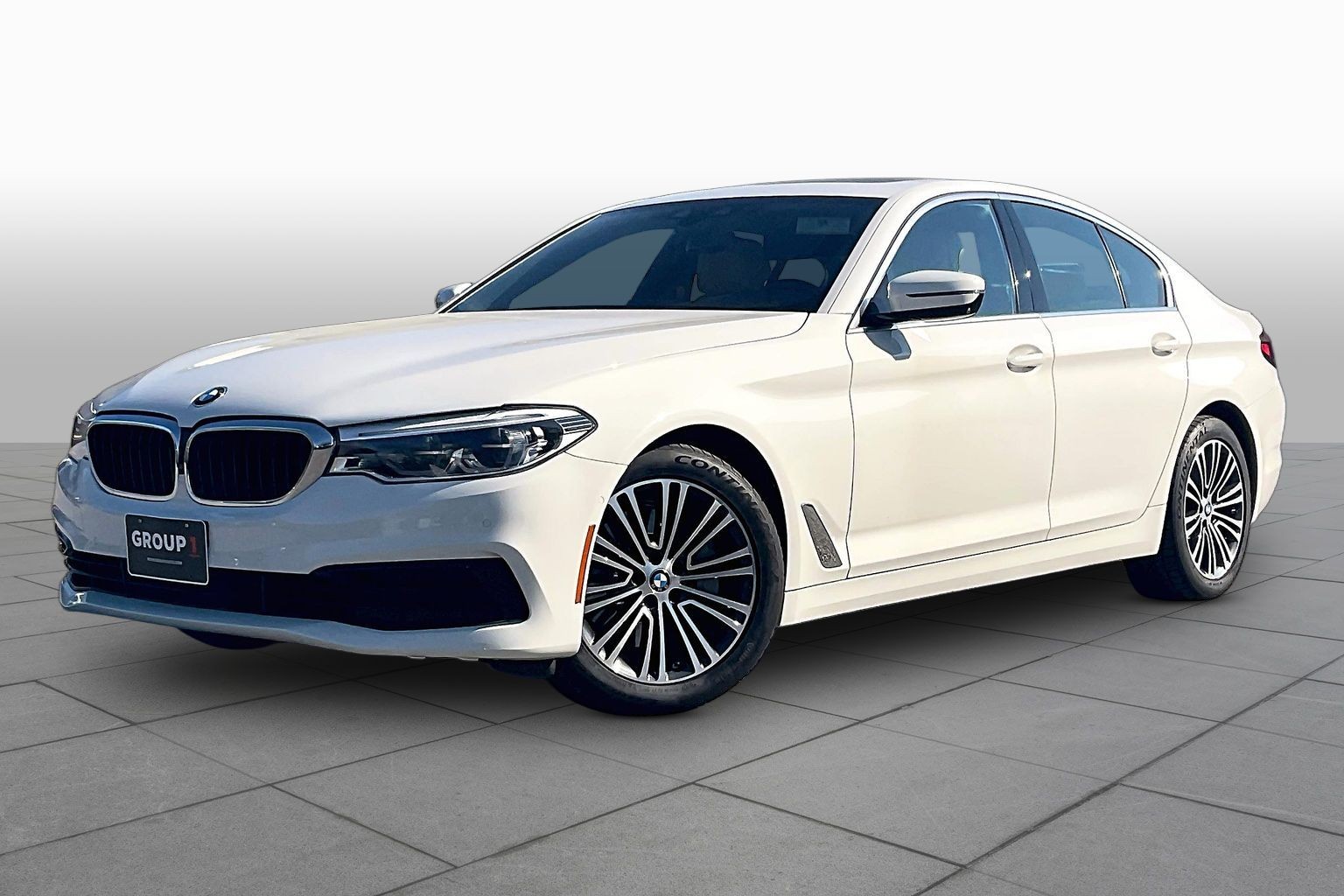 2020 BMW 5 Series 530i Sedan's photo