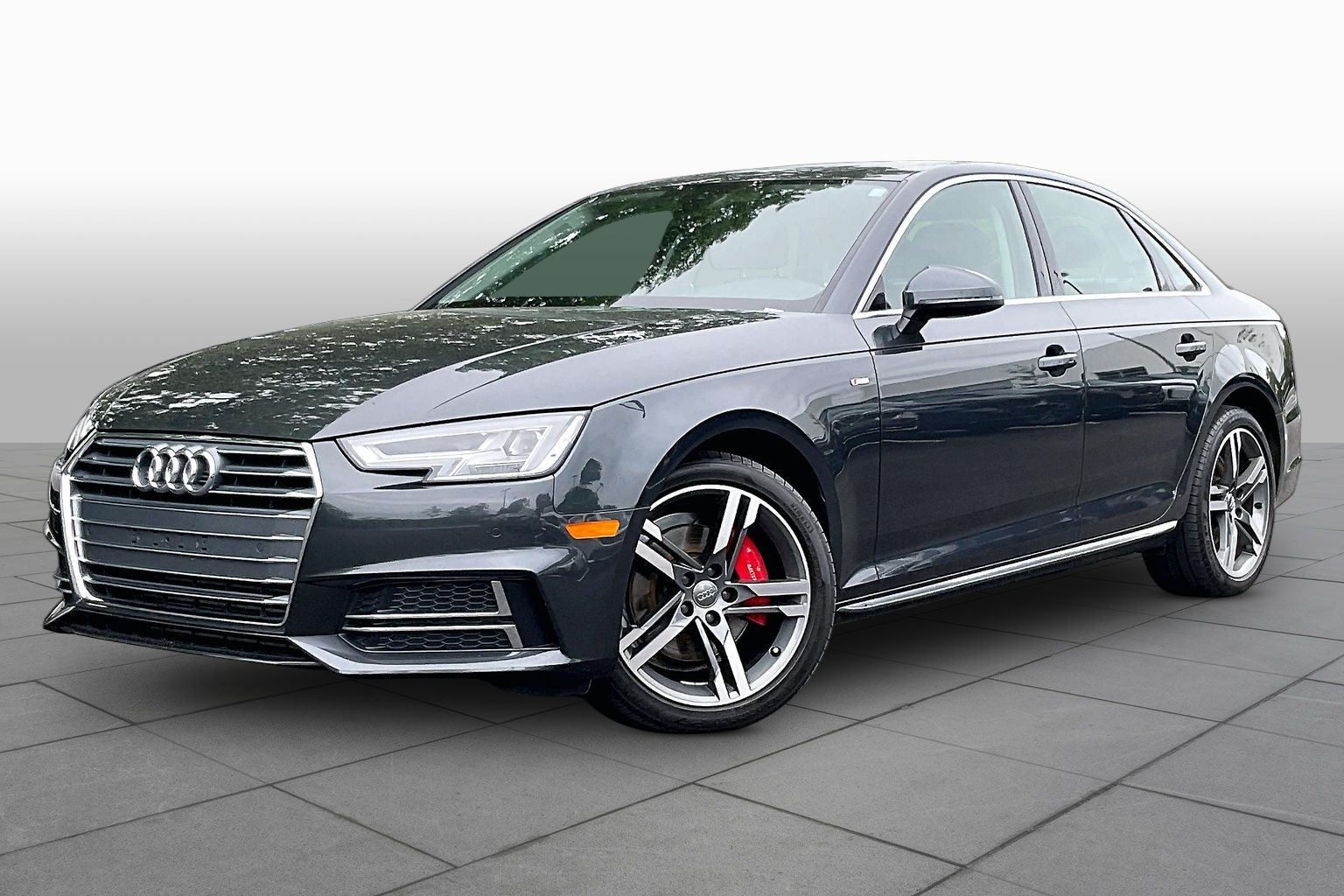 2018 Audi A4 2.0T FWD S tronic Premium Plus Ultra's photo