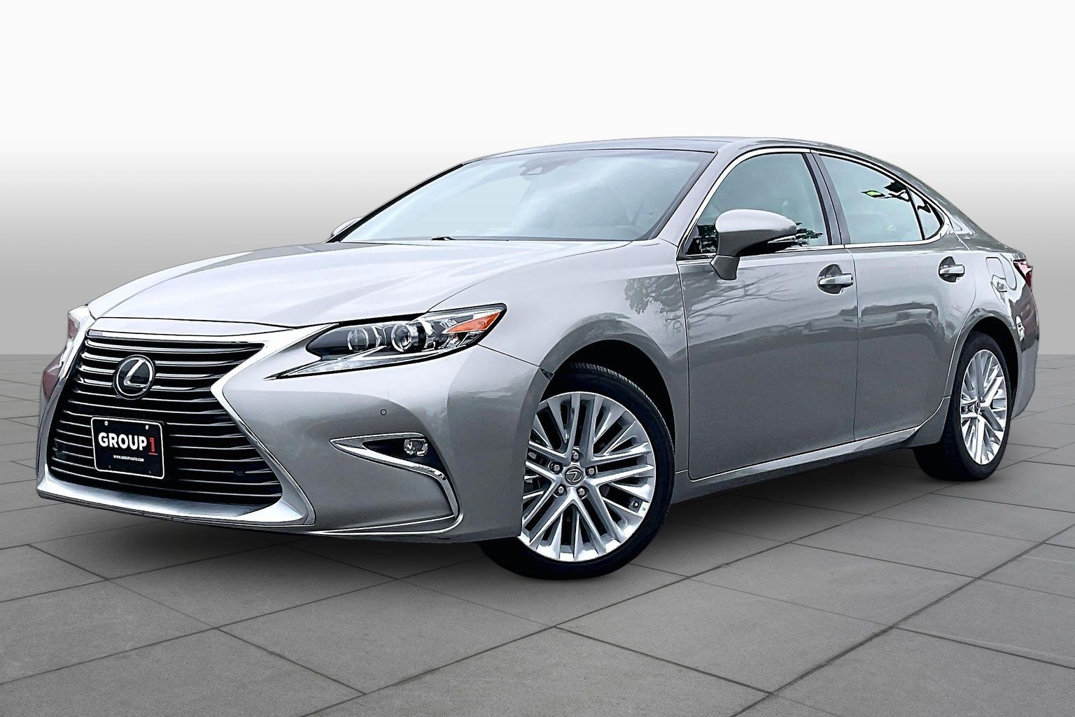 2017 Lexus ES 350 350's photo