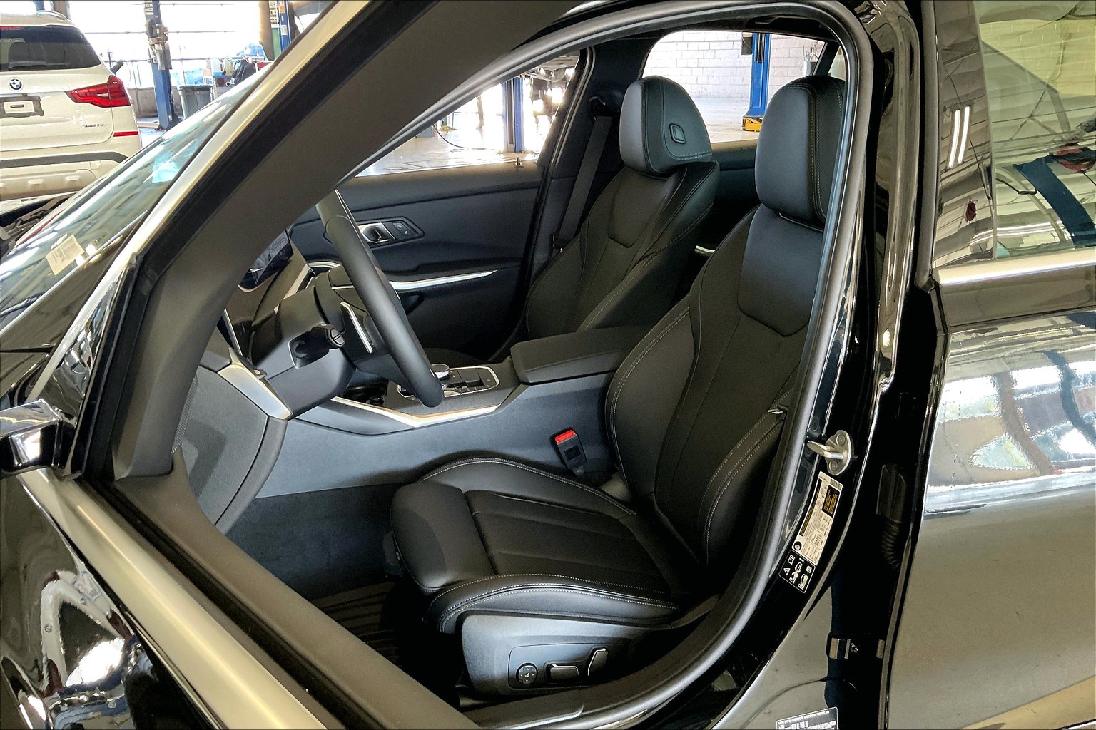 3 Series Sedan 330i xDrive