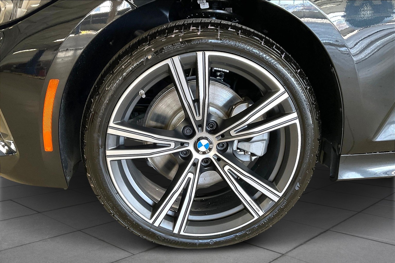 3 Series Sedan 330i xDrive