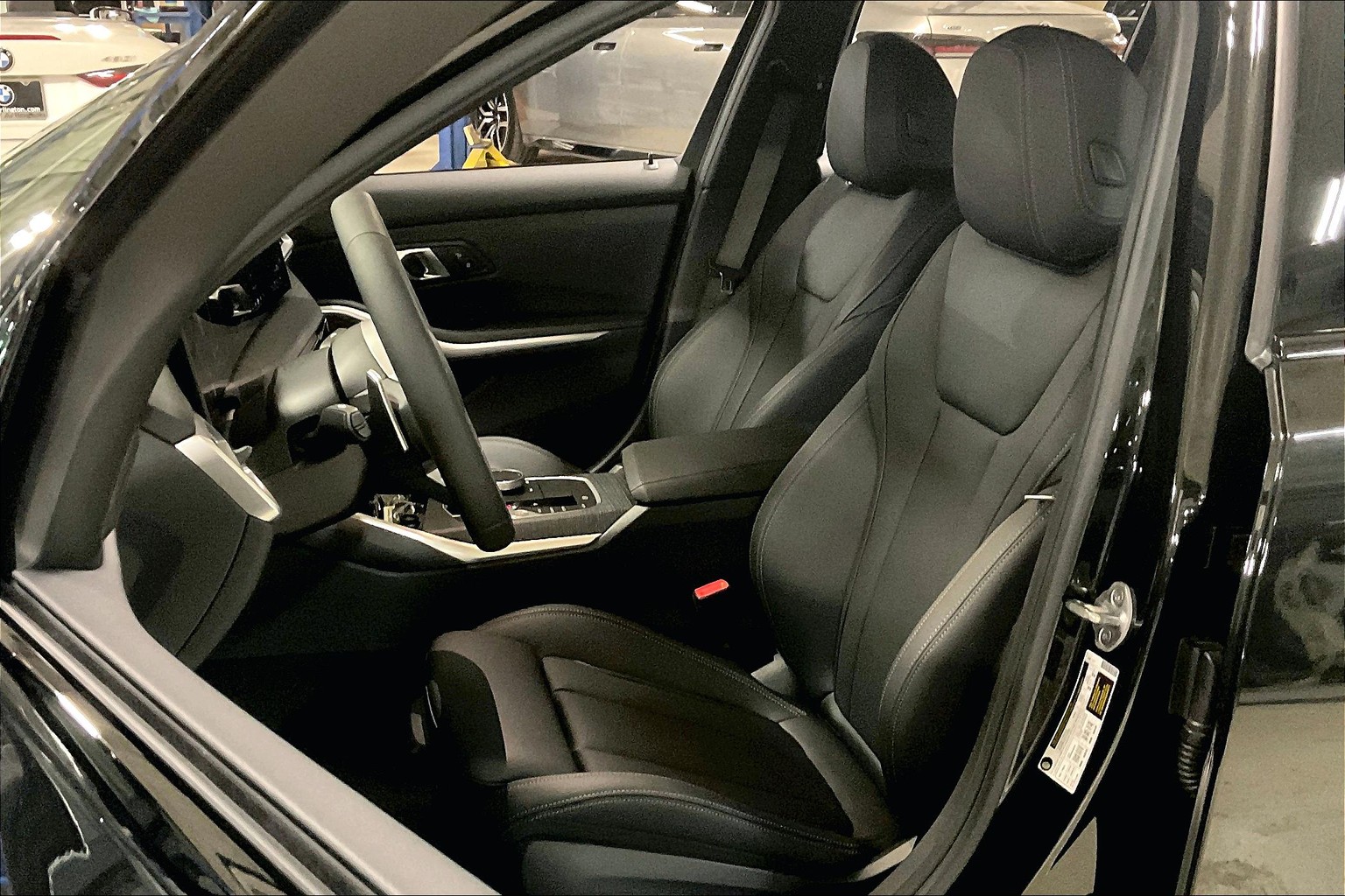 3 Series Sedan 330i