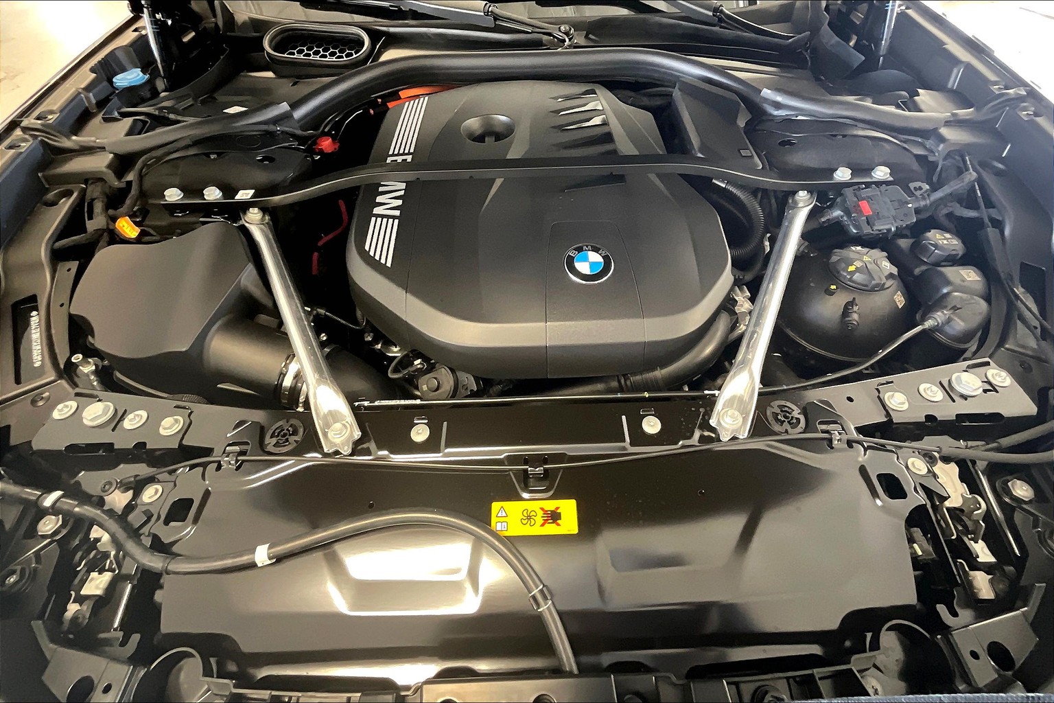 7 Series Plug-In Hybrid 750e xDrive