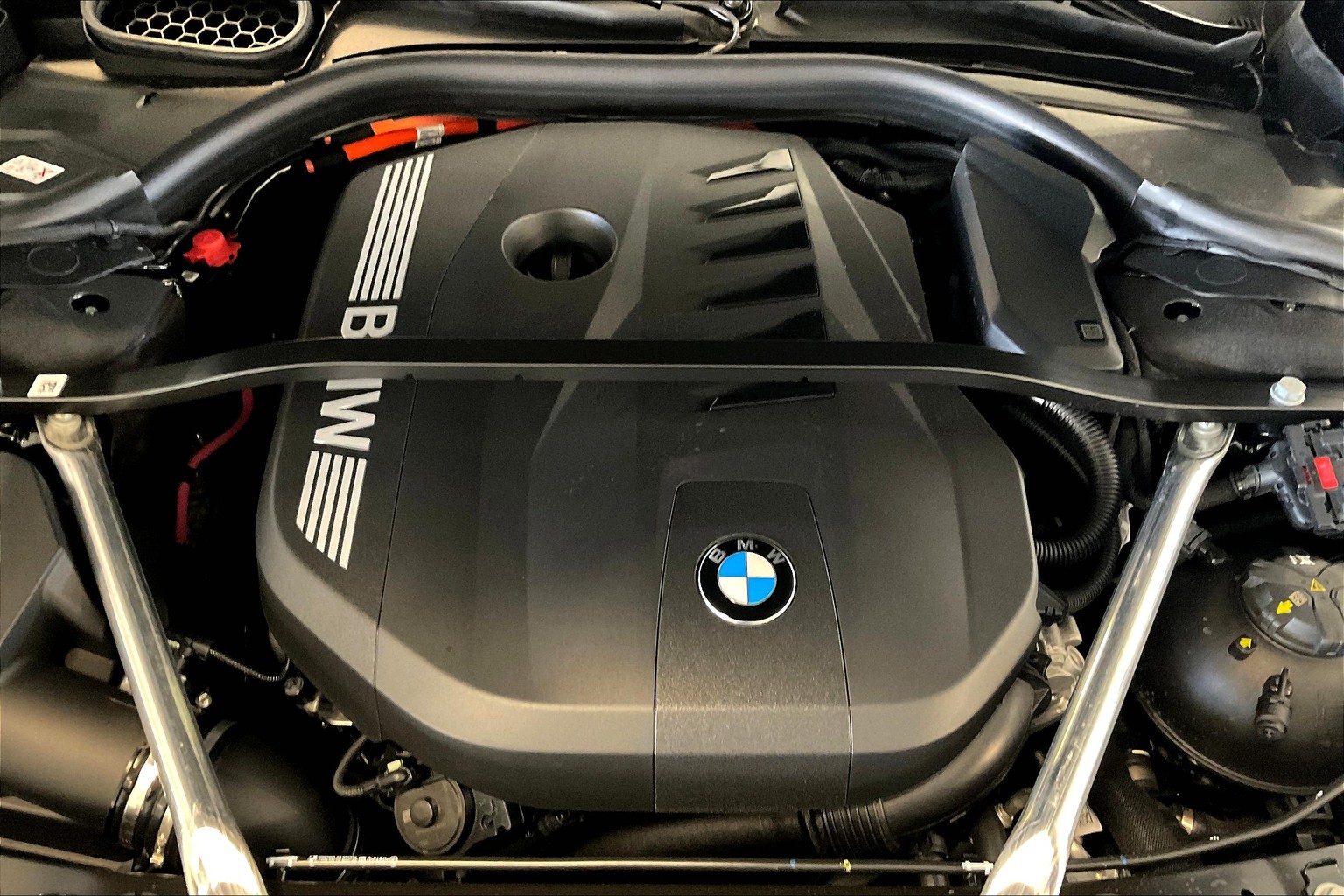7 Series Plug-In Hybrid 750e xDrive