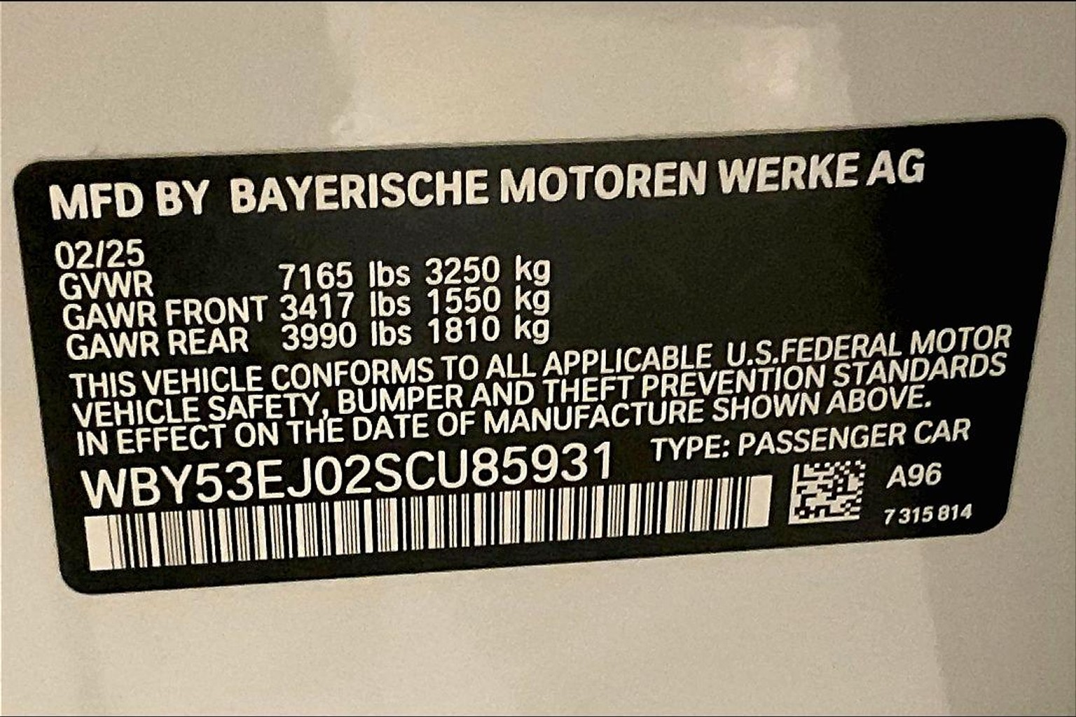 i7 xDrive60