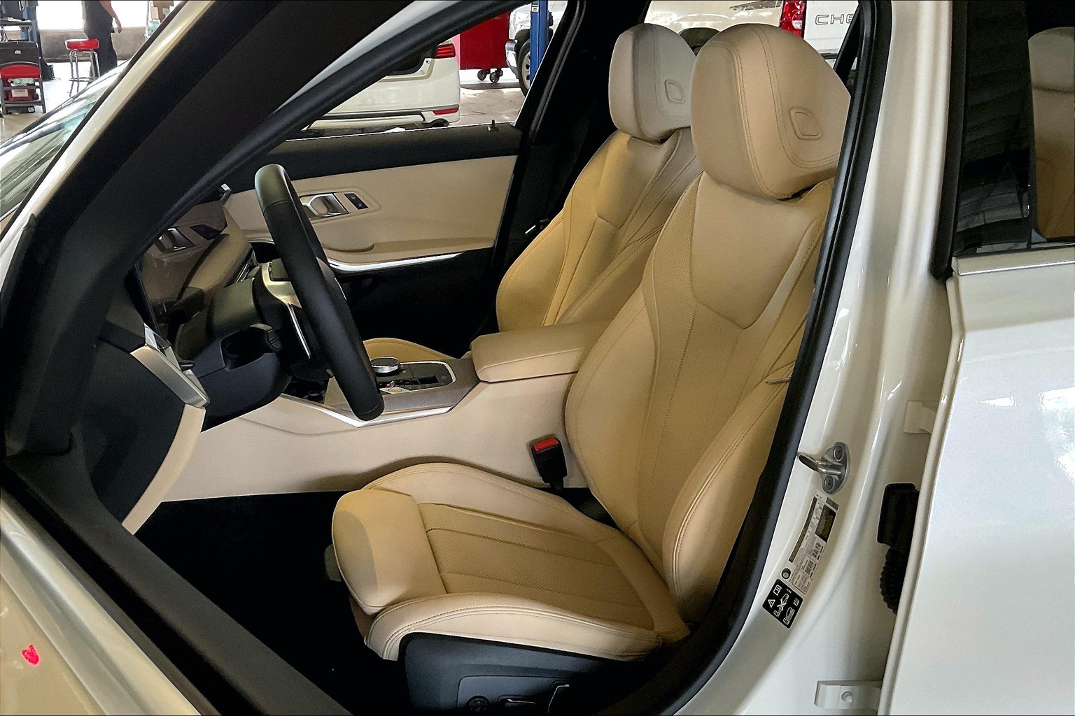 3 Series Sedan 330i xDrive