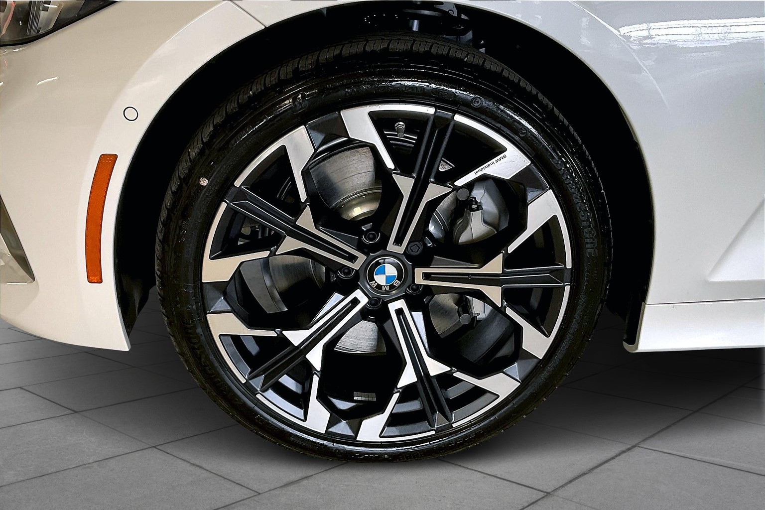 3 Series Sedan 330i xDrive
