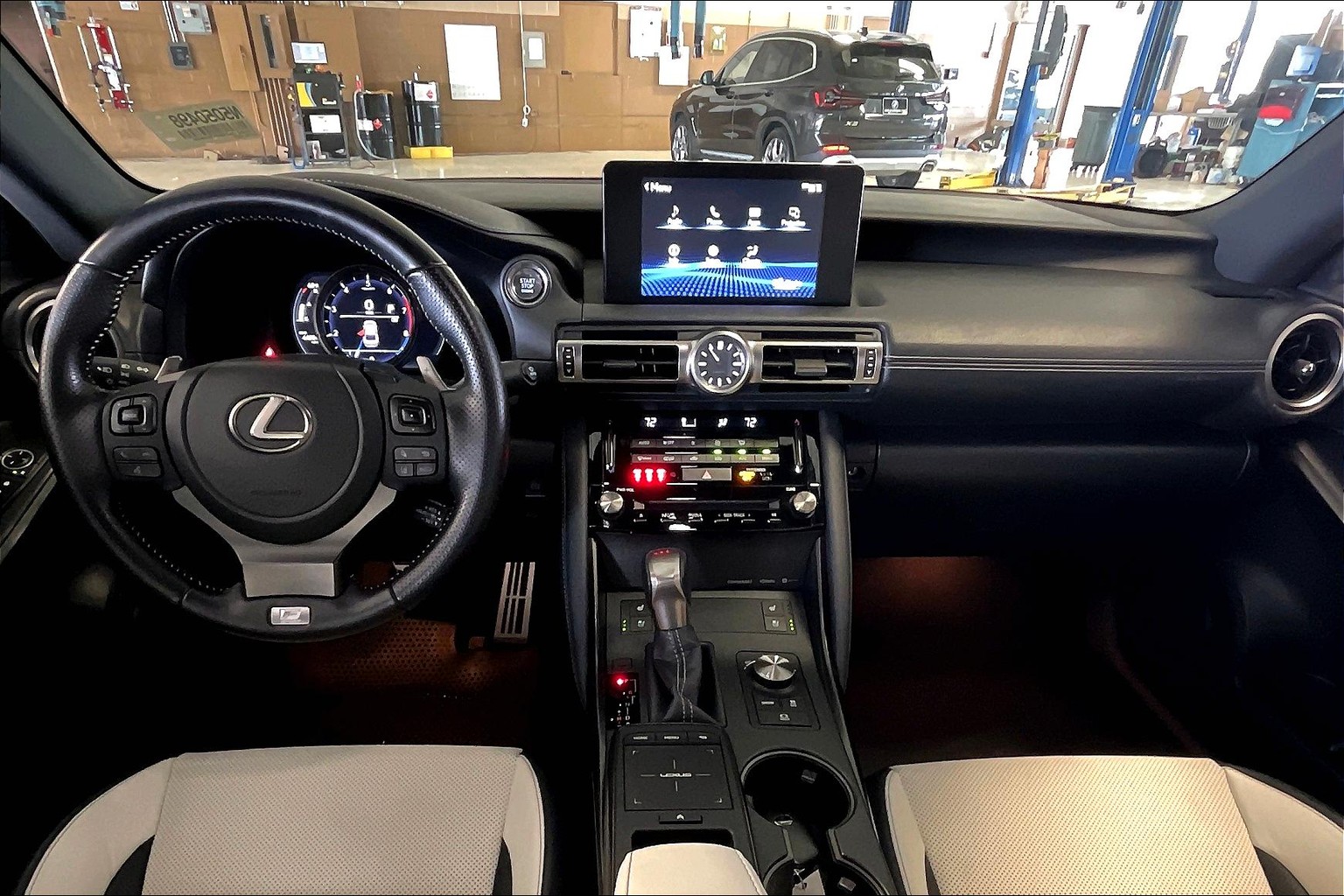 IS 350 F SPORT