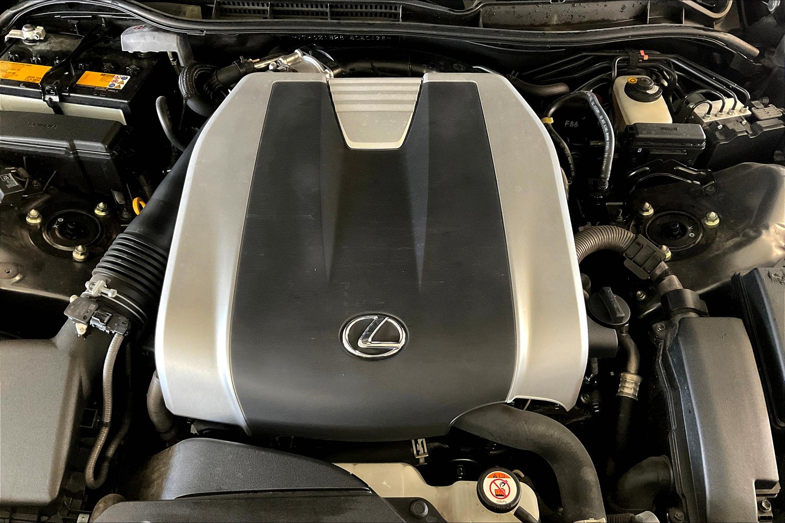IS 350 F SPORT