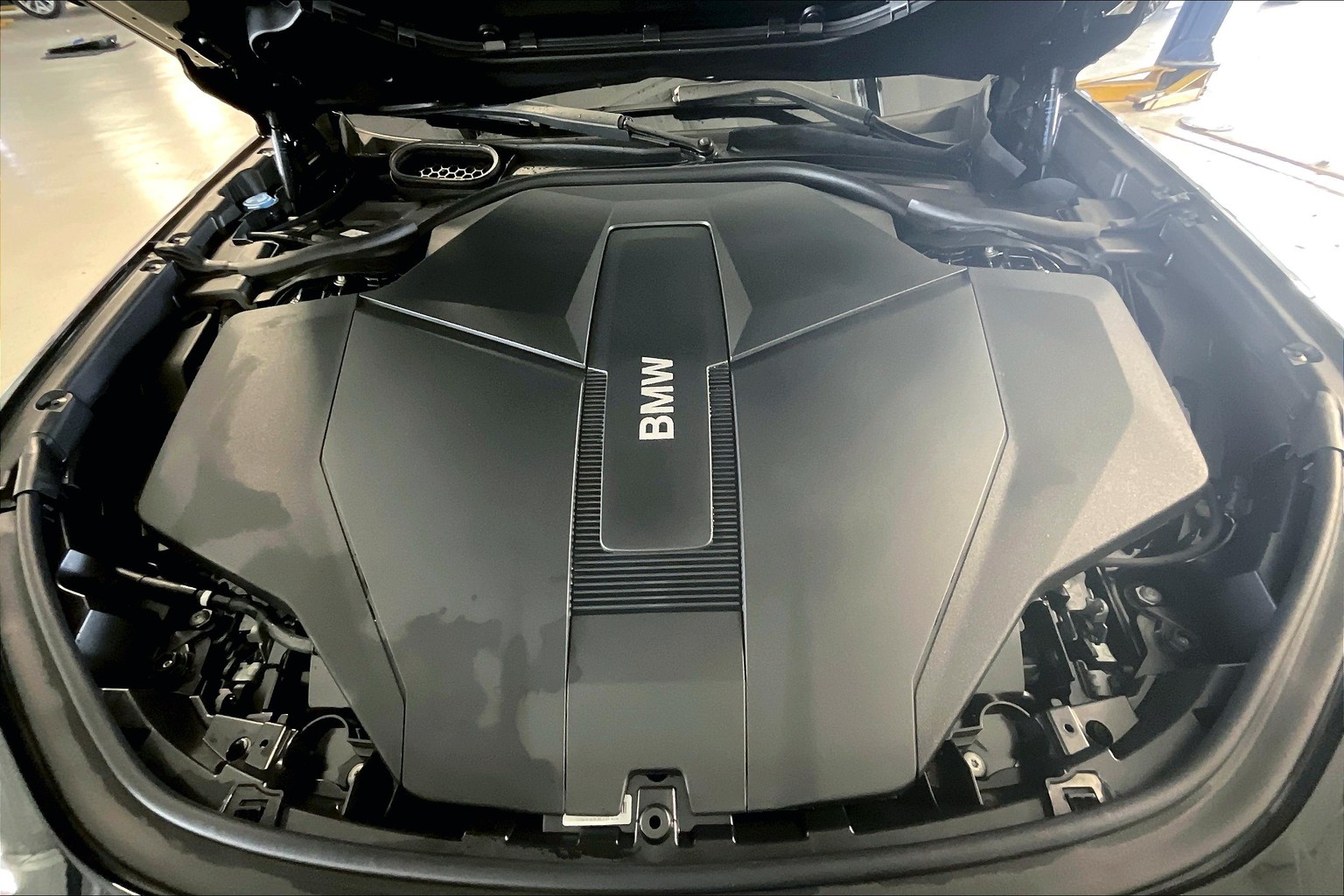 i7 xDrive60
