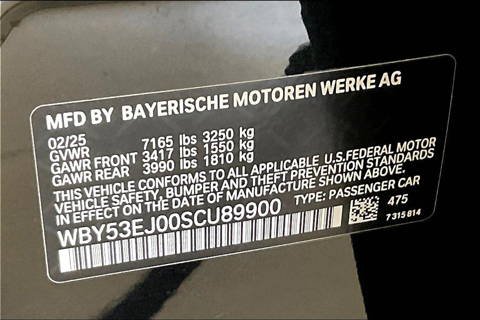 i7 xDrive60