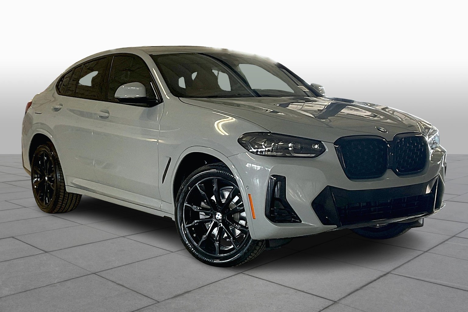 X4 30i