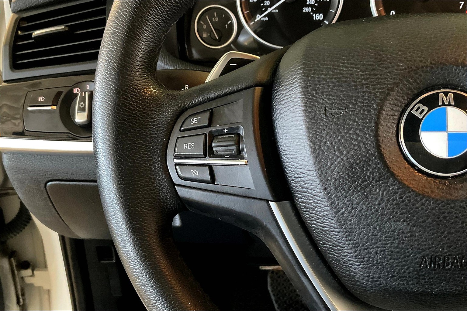 X4 xDrive28i