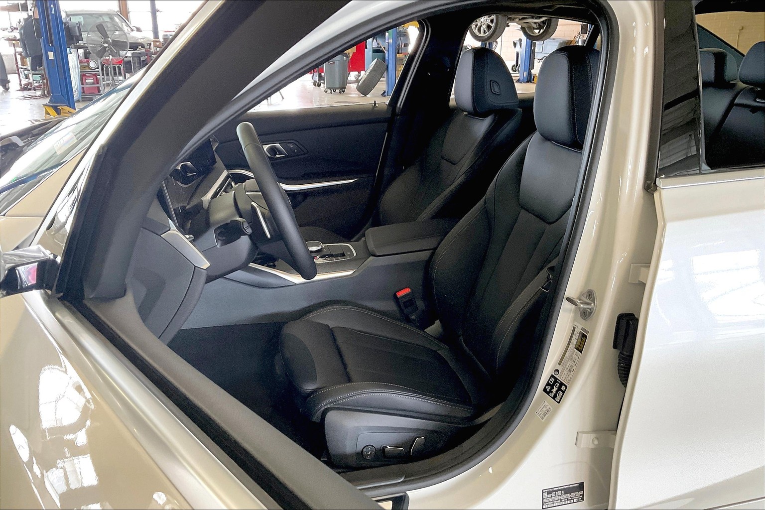 3 Series Sedan 330i xDrive