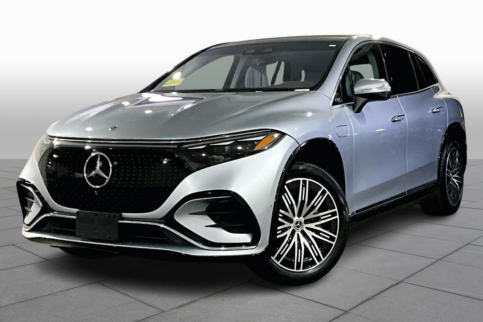 Used 2023 Mercedes-Benz EQS SUV Base with VIN 4JGDM4EB0PA011622 for sale in Rockland, MA