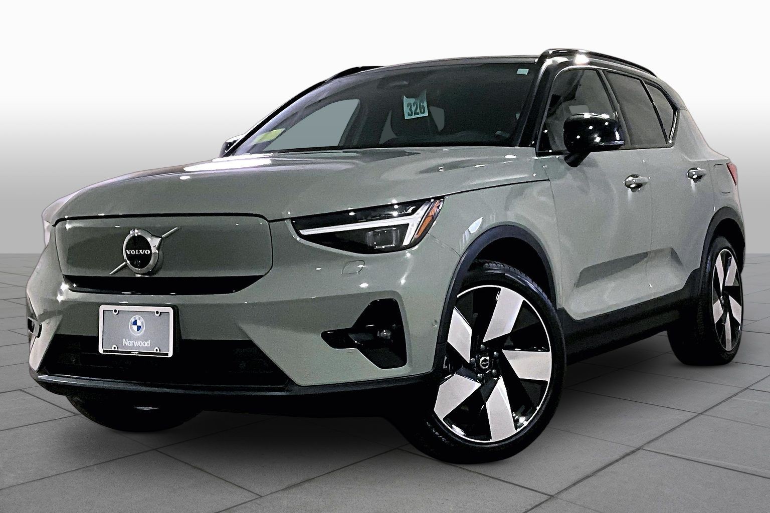 2024 Volvo XC40