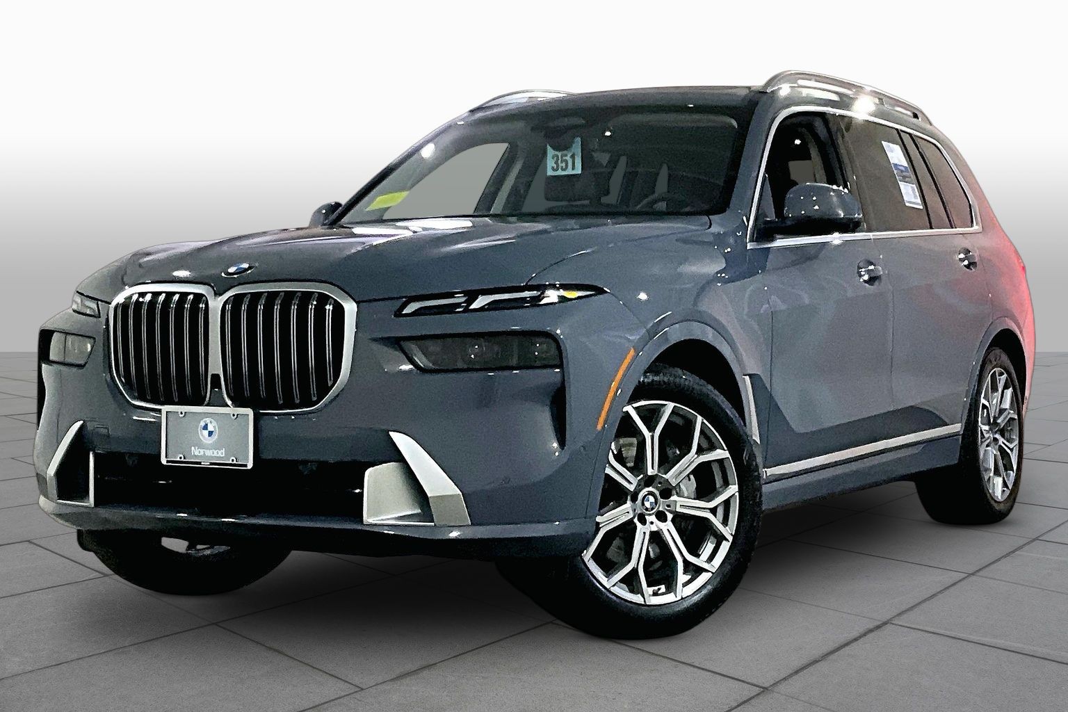 2026 BMW X7