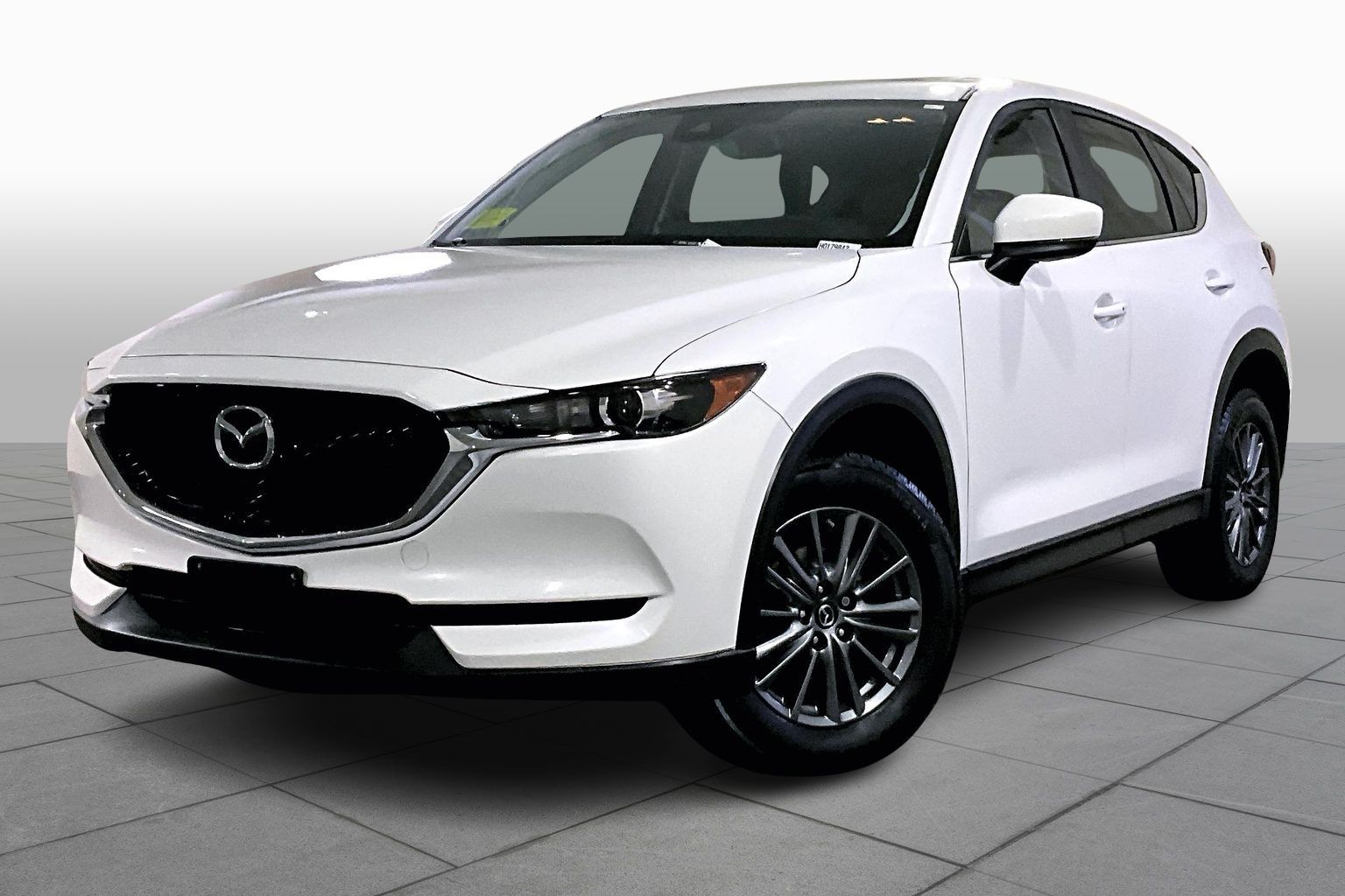 2017 Mazda CX-5 Touring's photo
