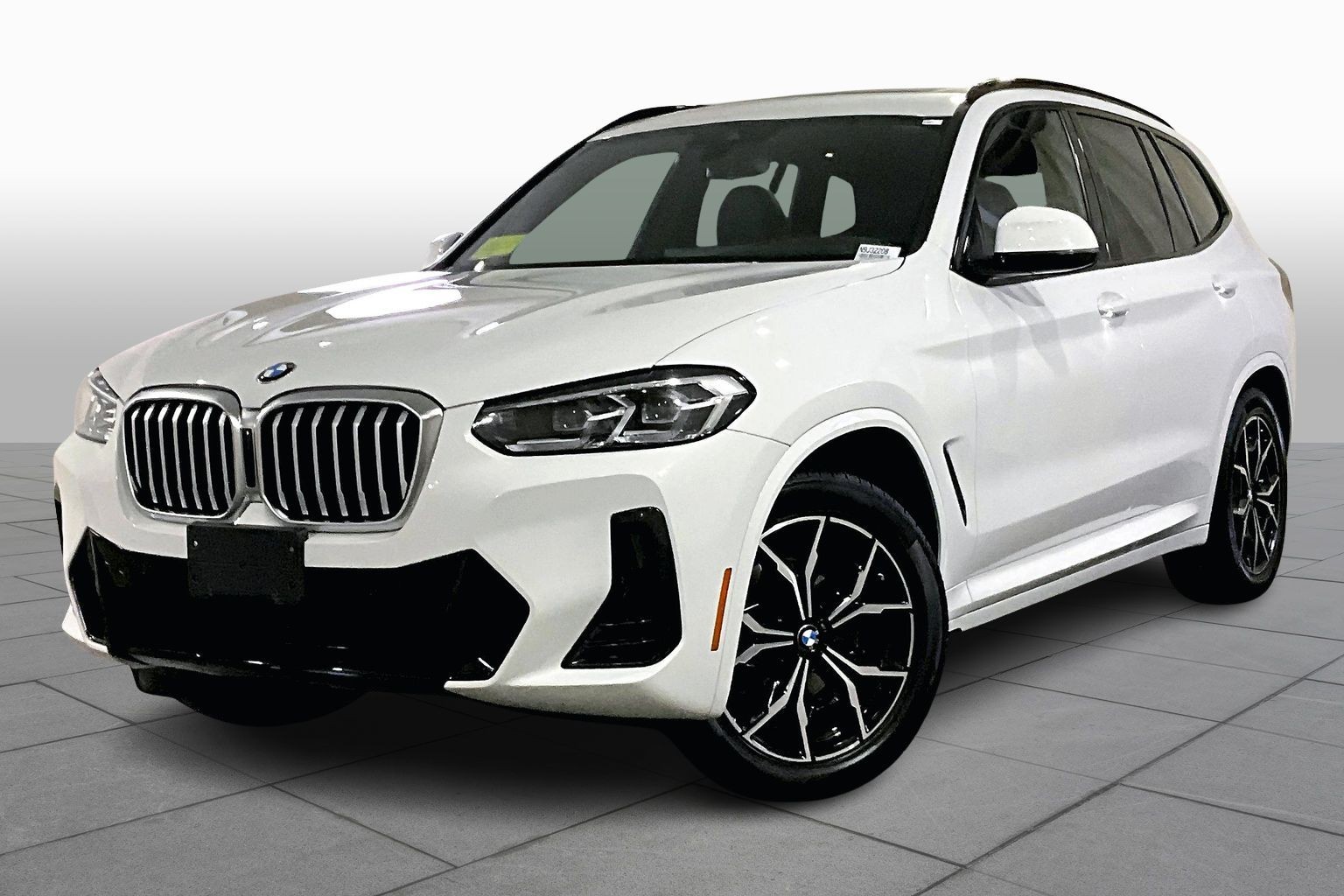 2022 BMW X3 30i's photo