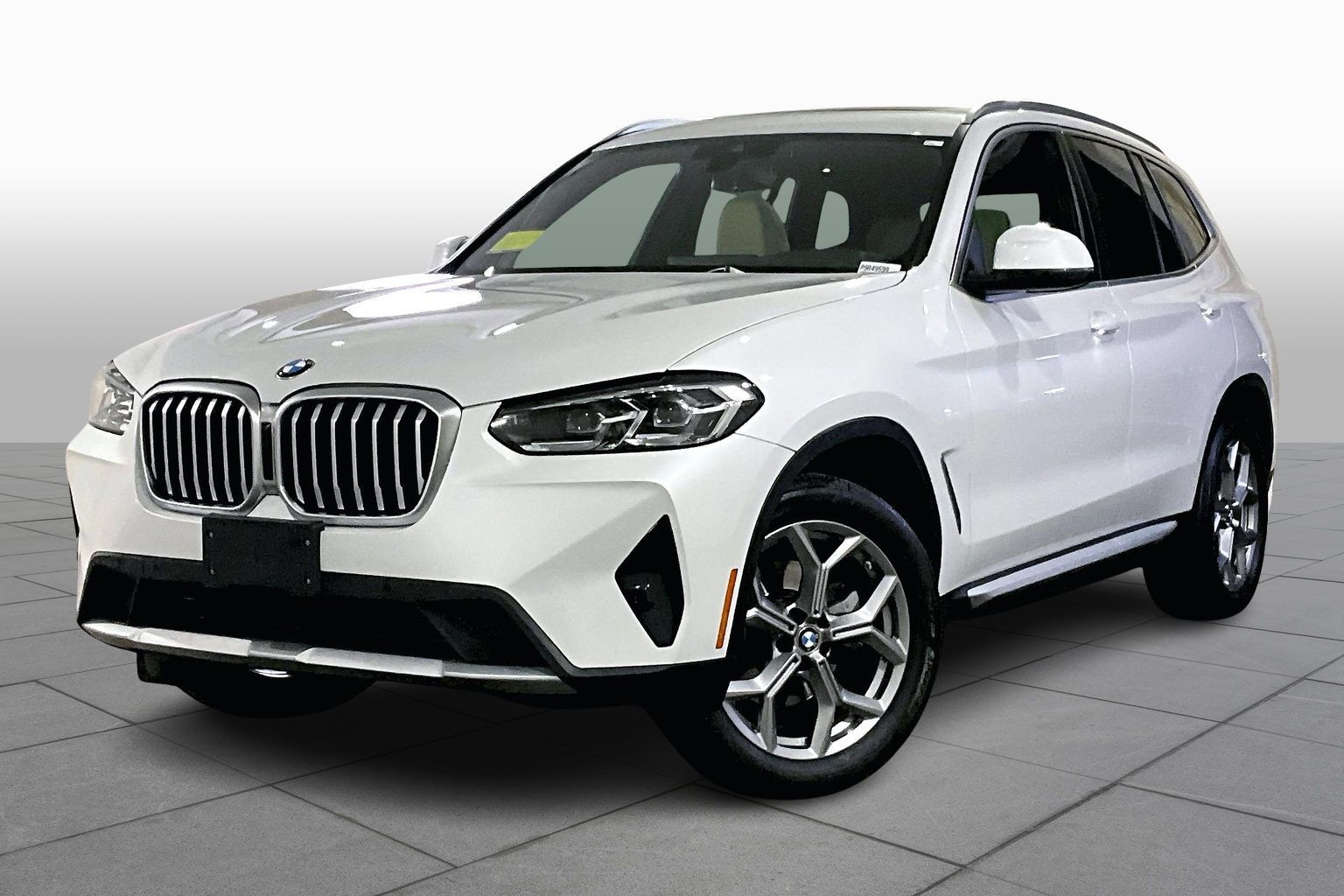 2023 BMW X3 30i's photo