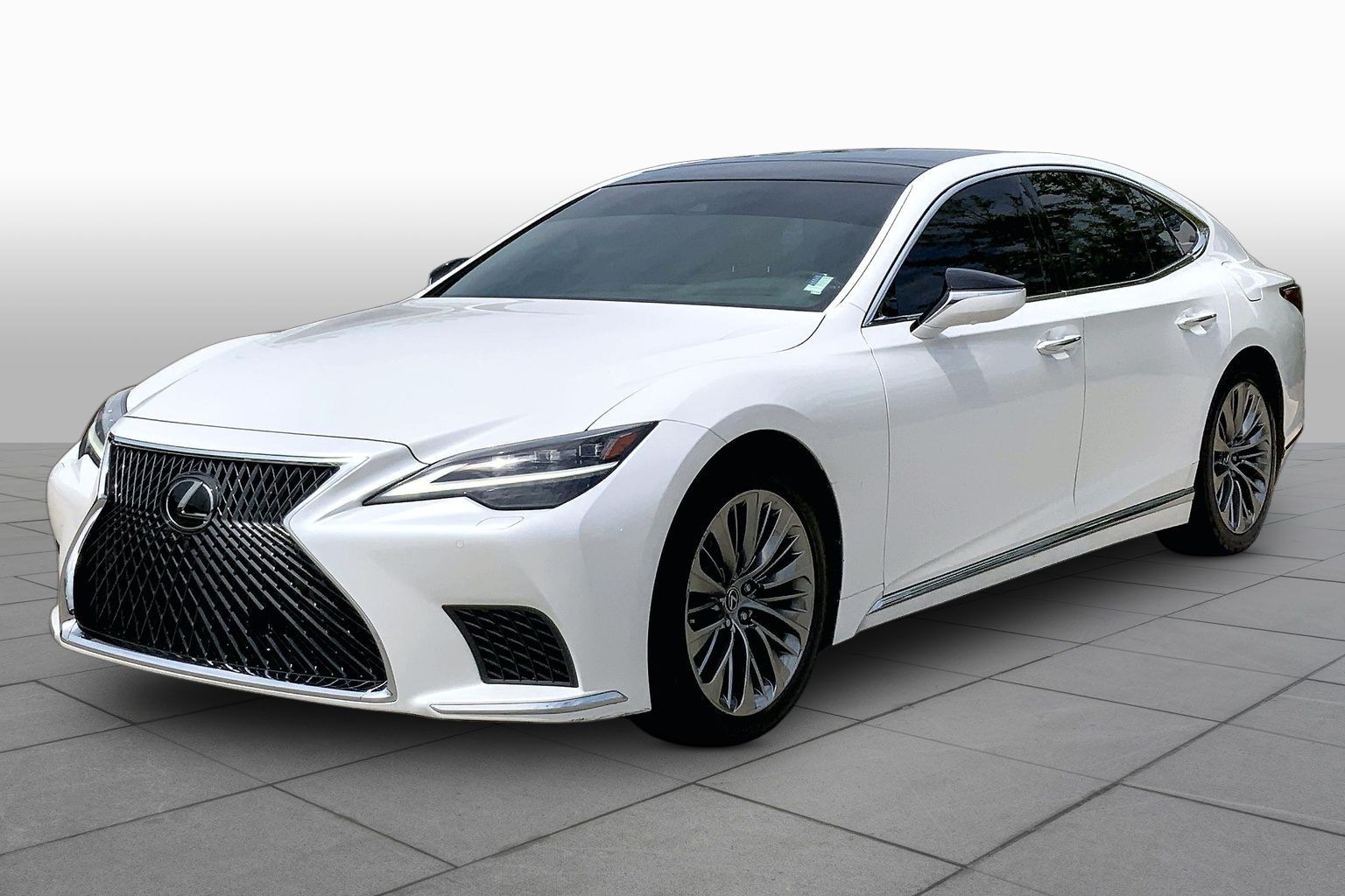 2022 Lexus LS
