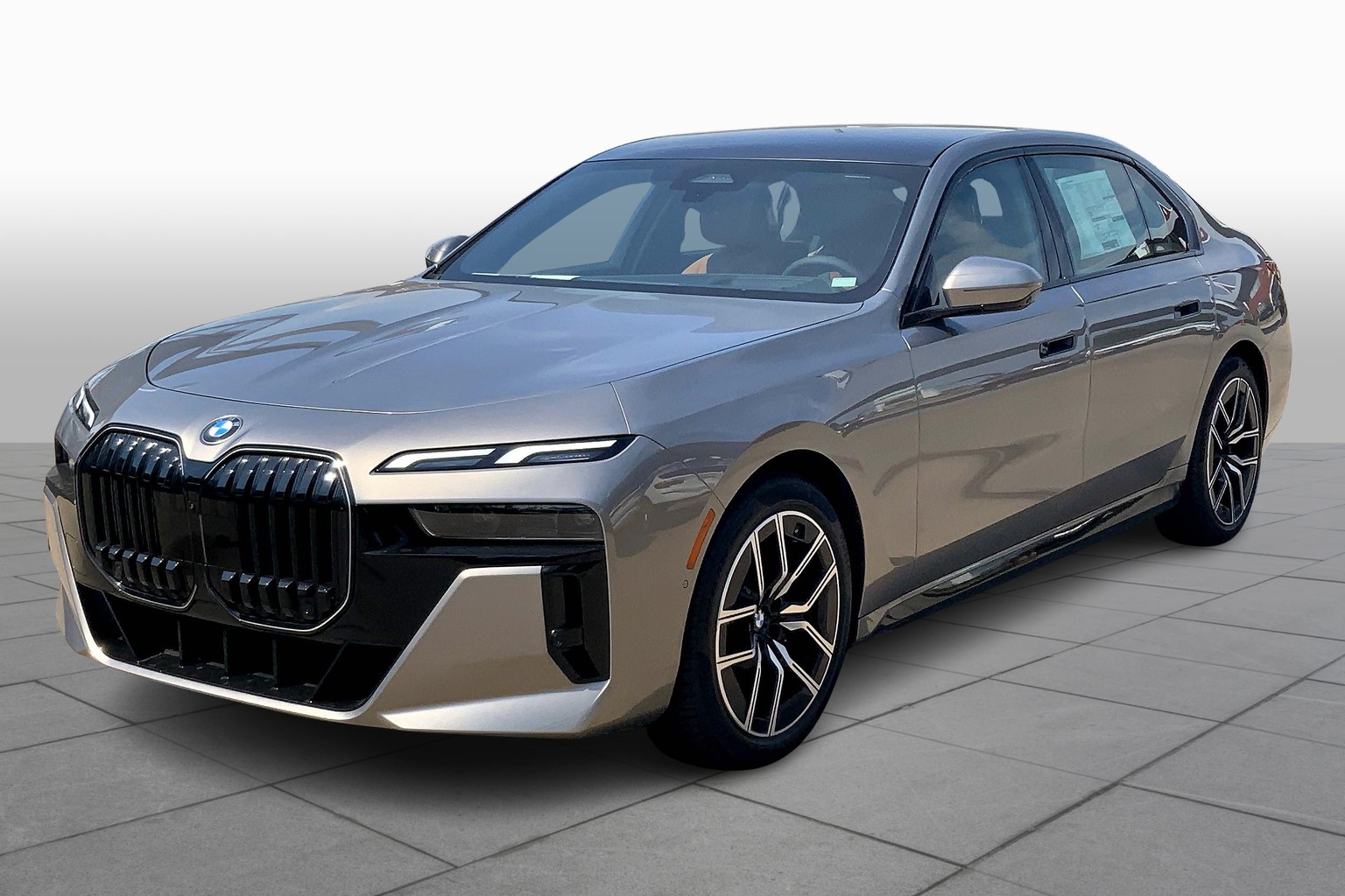 2026 BMW 7 Series 740i's photo