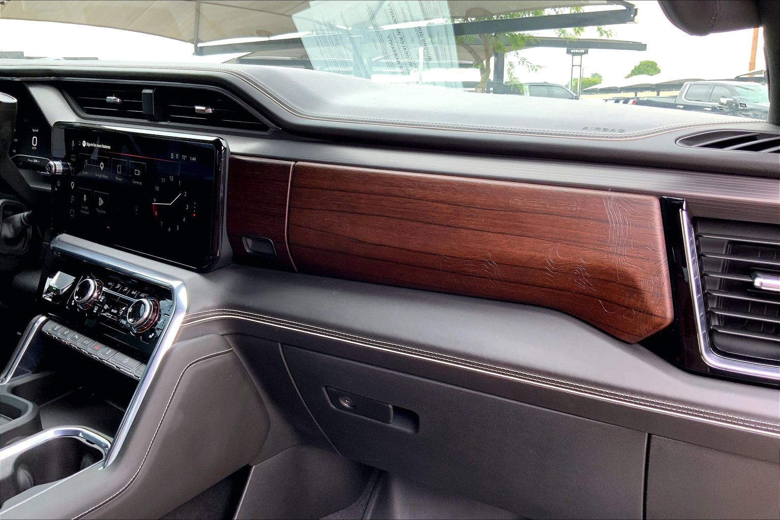 2024 GMC Sierra 2500HD Denali Ultimate - Photo 17