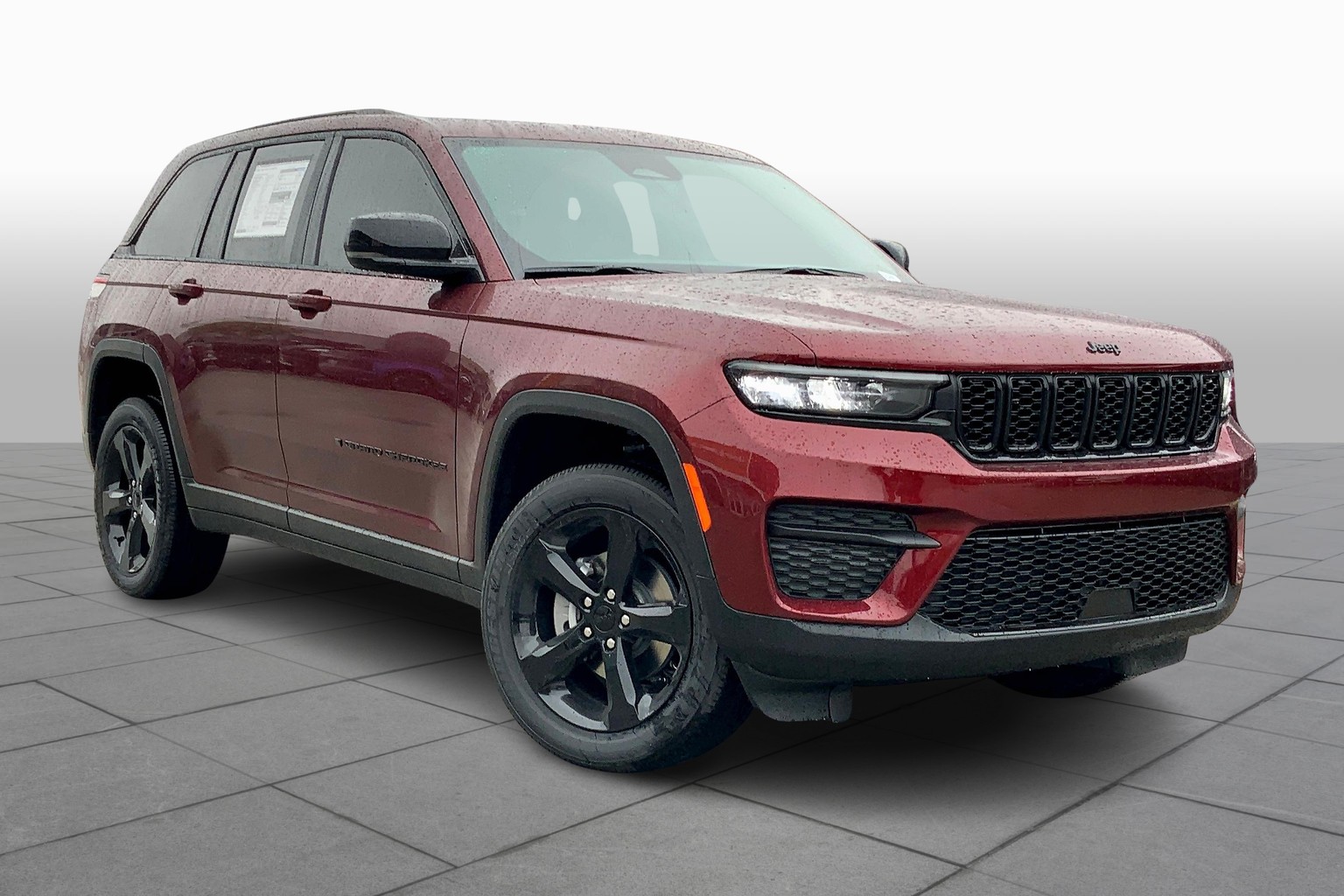 2025 Jeep Grand Cherokee Altitude X photo 2
