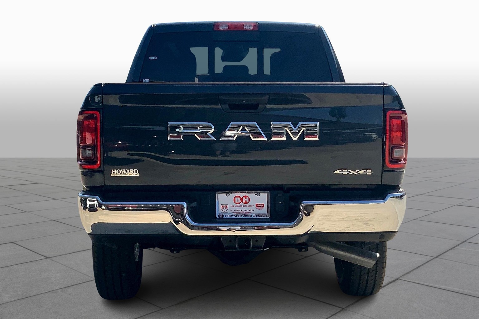 2025 Ram 2500 Tradesman photo 4
