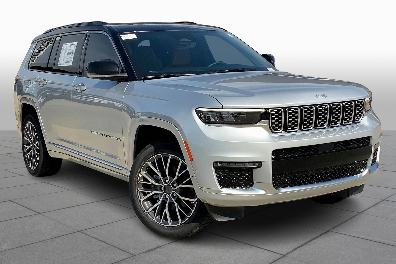 2025 Jeep Grand Cherokee L Summit Reserve photo 2