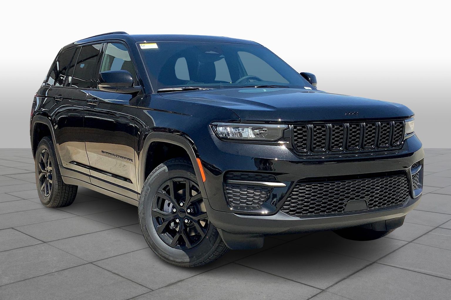 2025 Jeep Grand Cherokee Altitude X photo 3