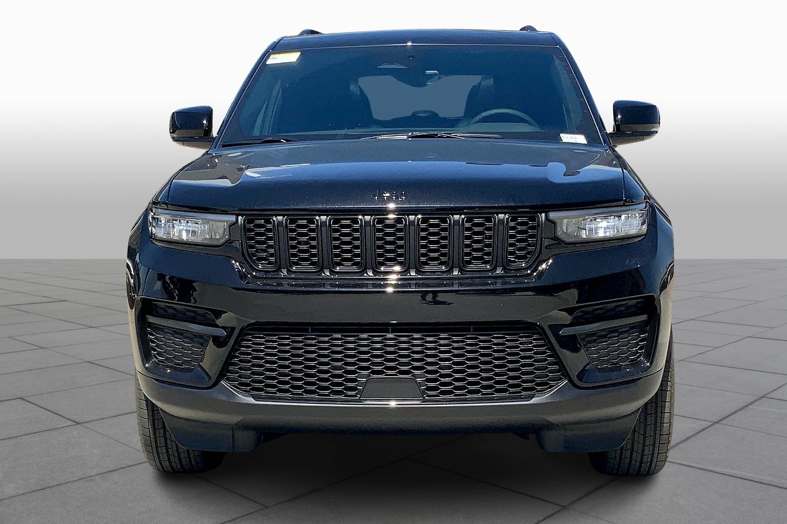 2025 Jeep Grand Cherokee Altitude X photo 4