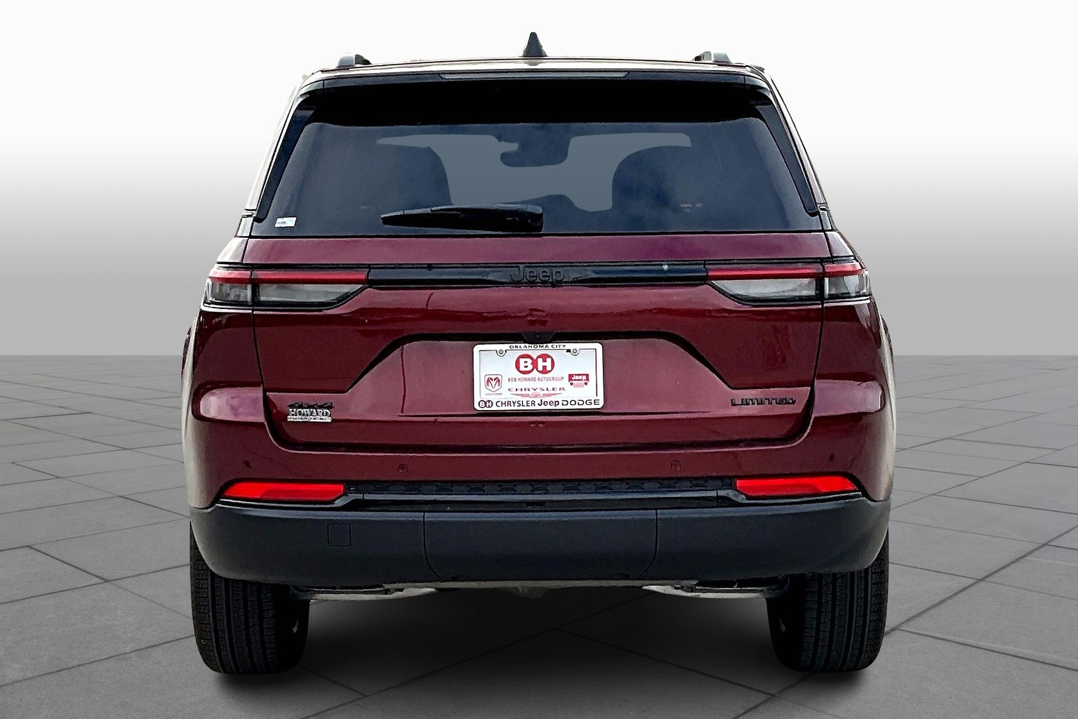 2025 Jeep Grand Cherokee Limited photo 4