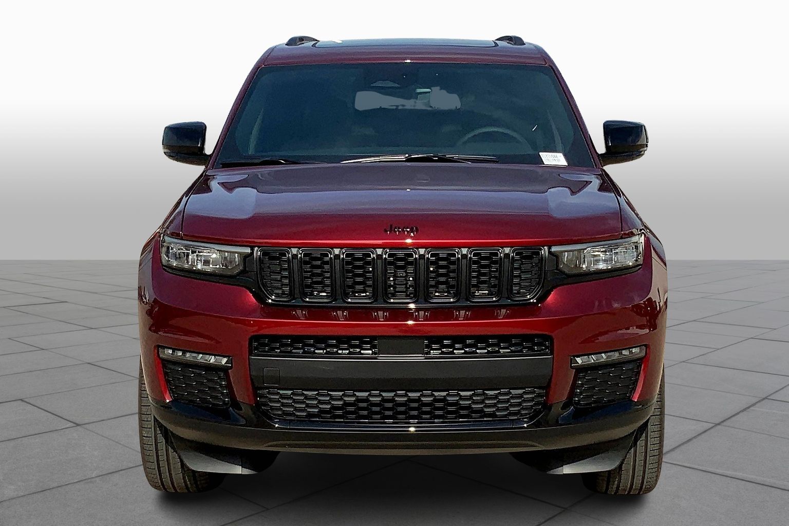 2025 Jeep Grand Cherokee Limited photo 3