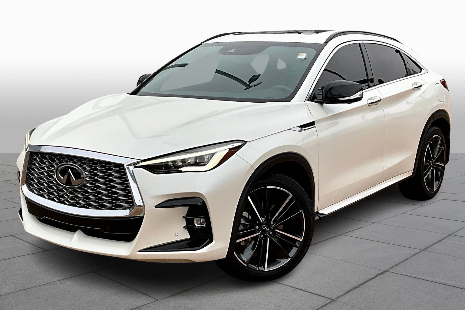 2022 INFINITI QX55 Essential's photo