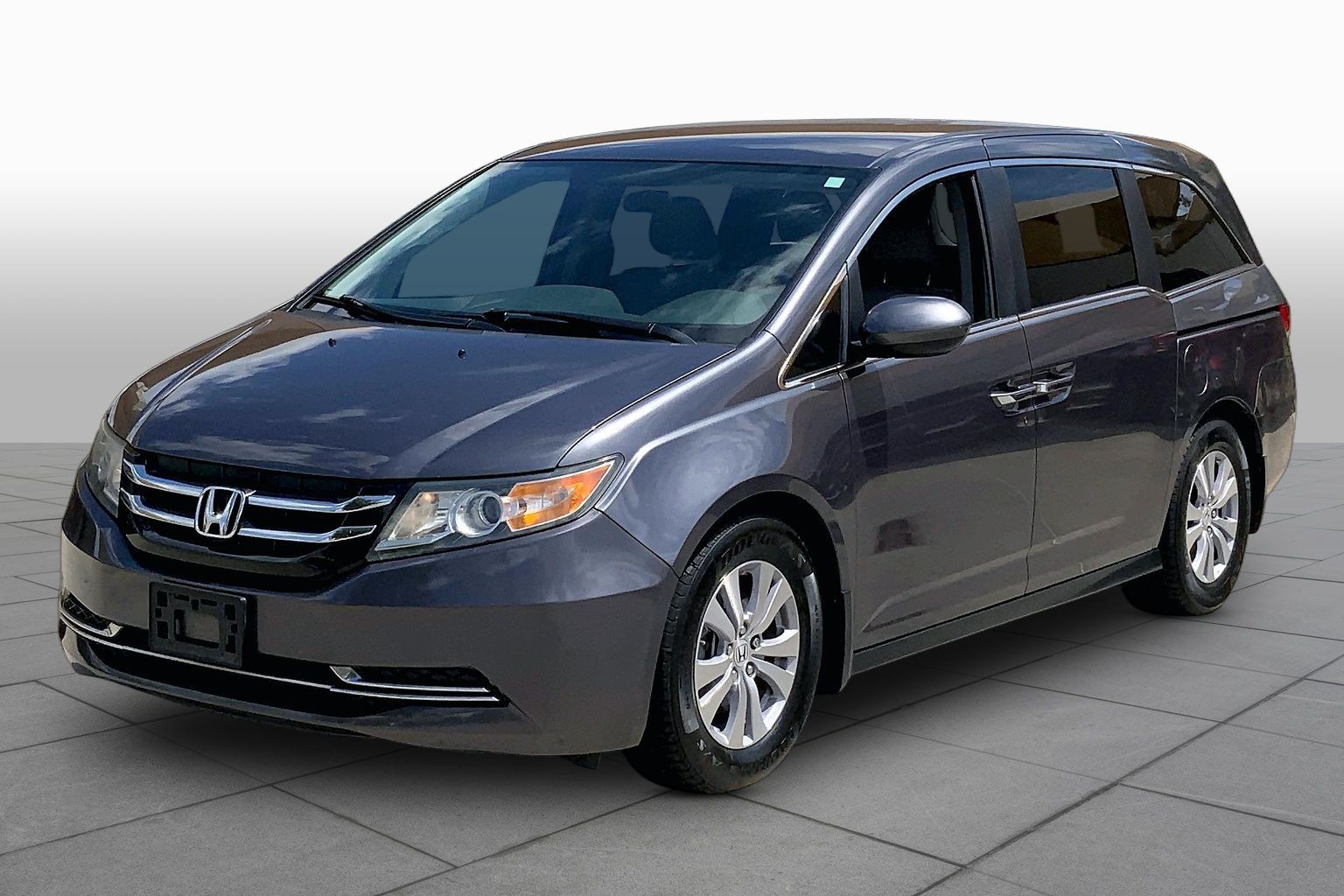 2015 Honda Odyssey EX's photo