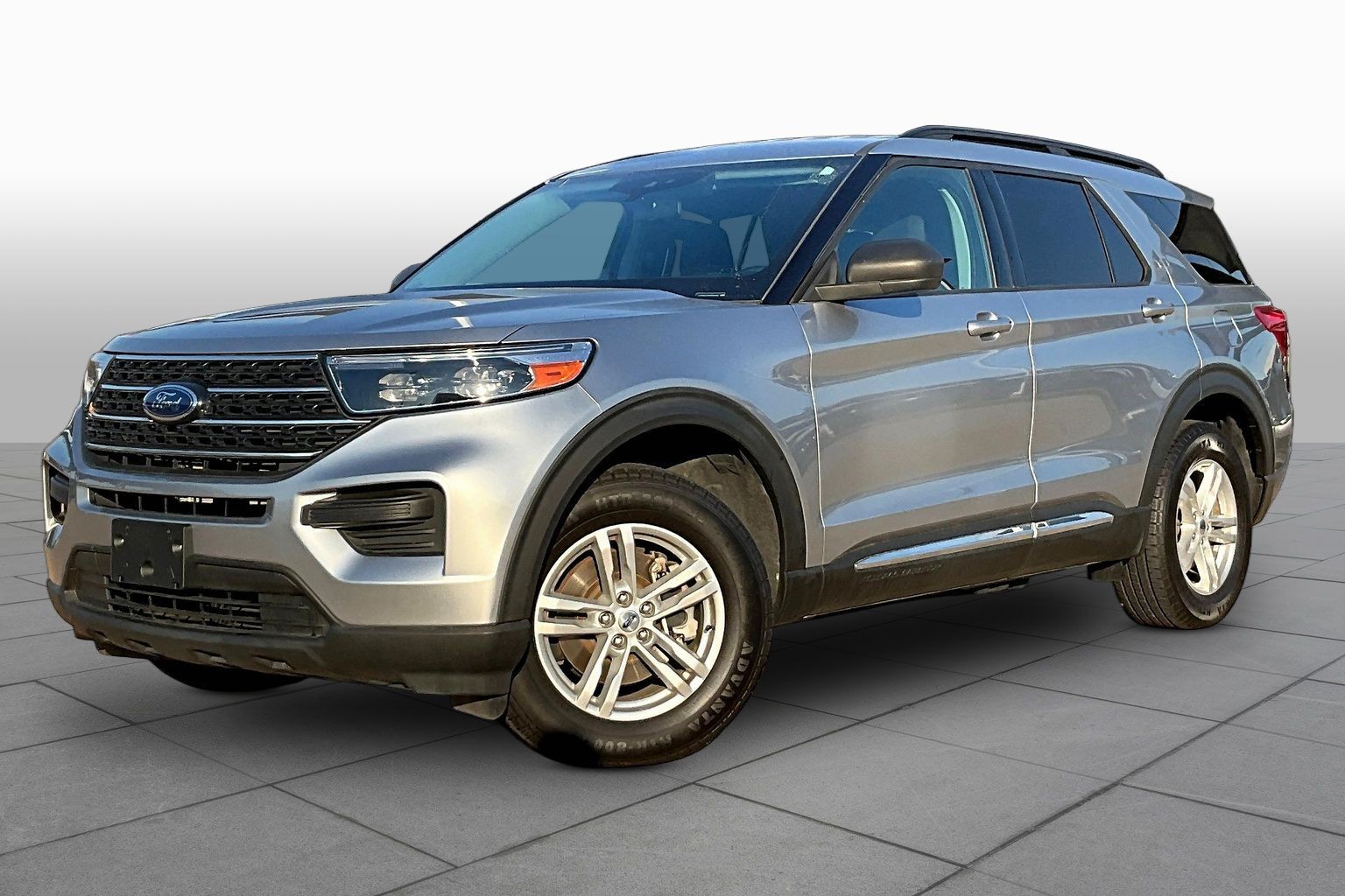 2022 Ford Explorer XLT 4WD's photo