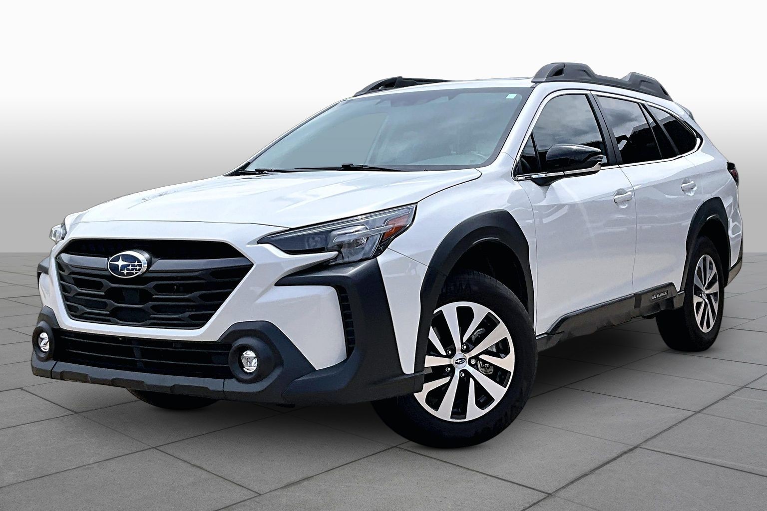 2025 Subaru Outback Premium's photo