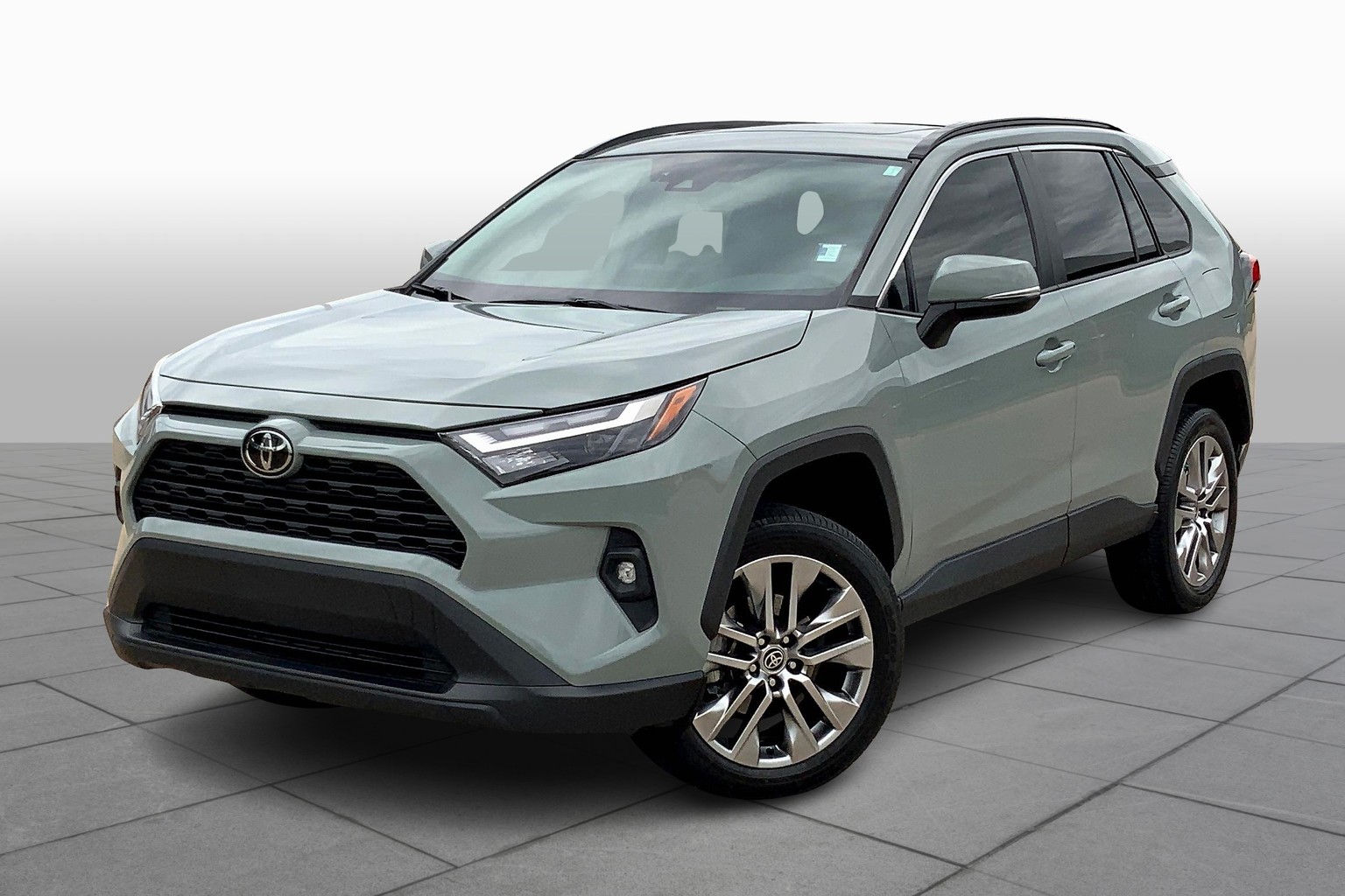 RAV4 XLE Premium