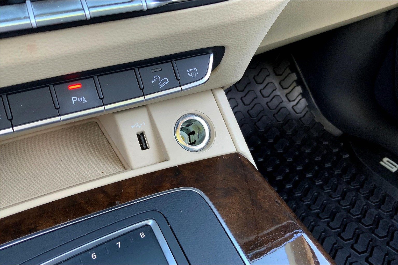 Q5 Premium Plus 45 TFSI quattro