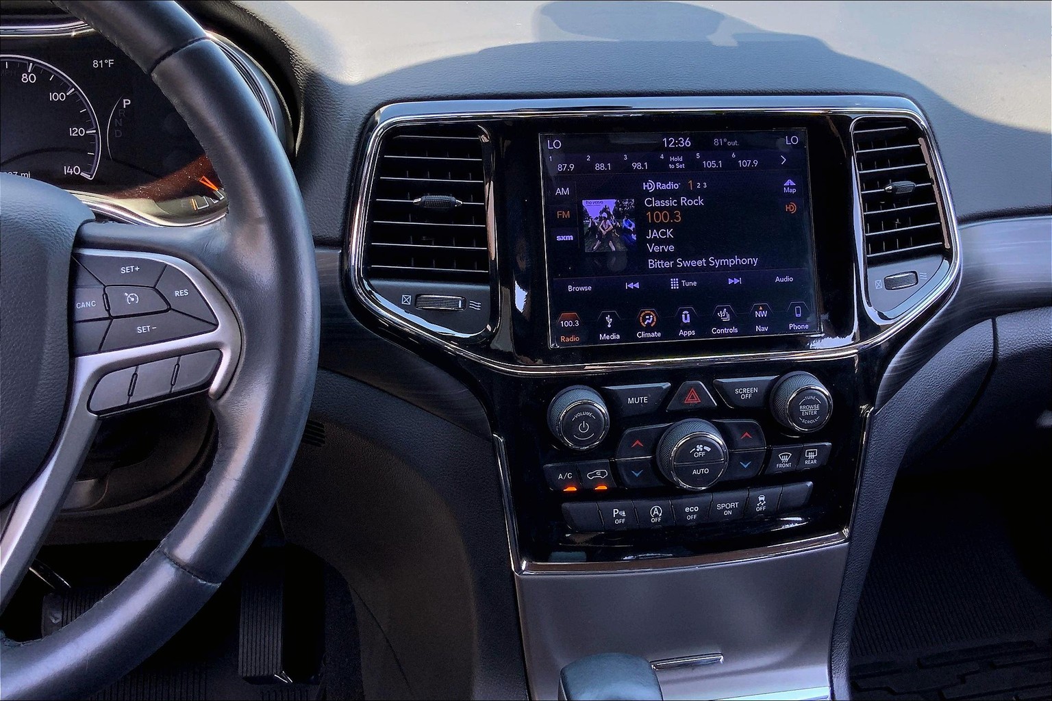 Grand Cherokee Laredo E