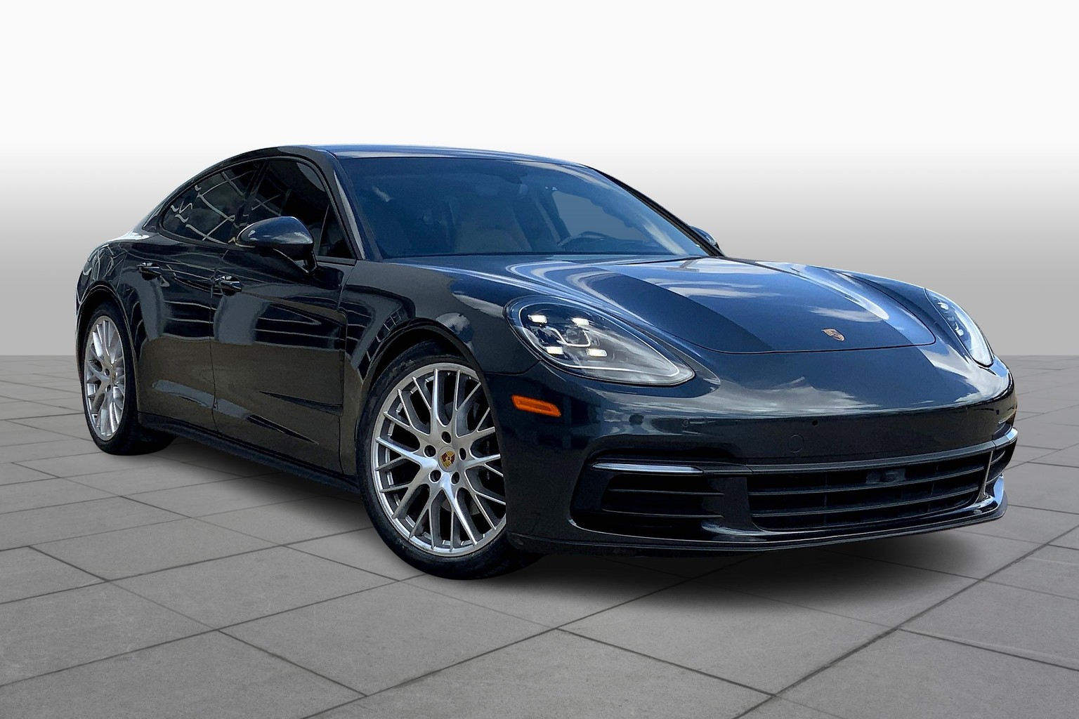 Hatchback Panamera