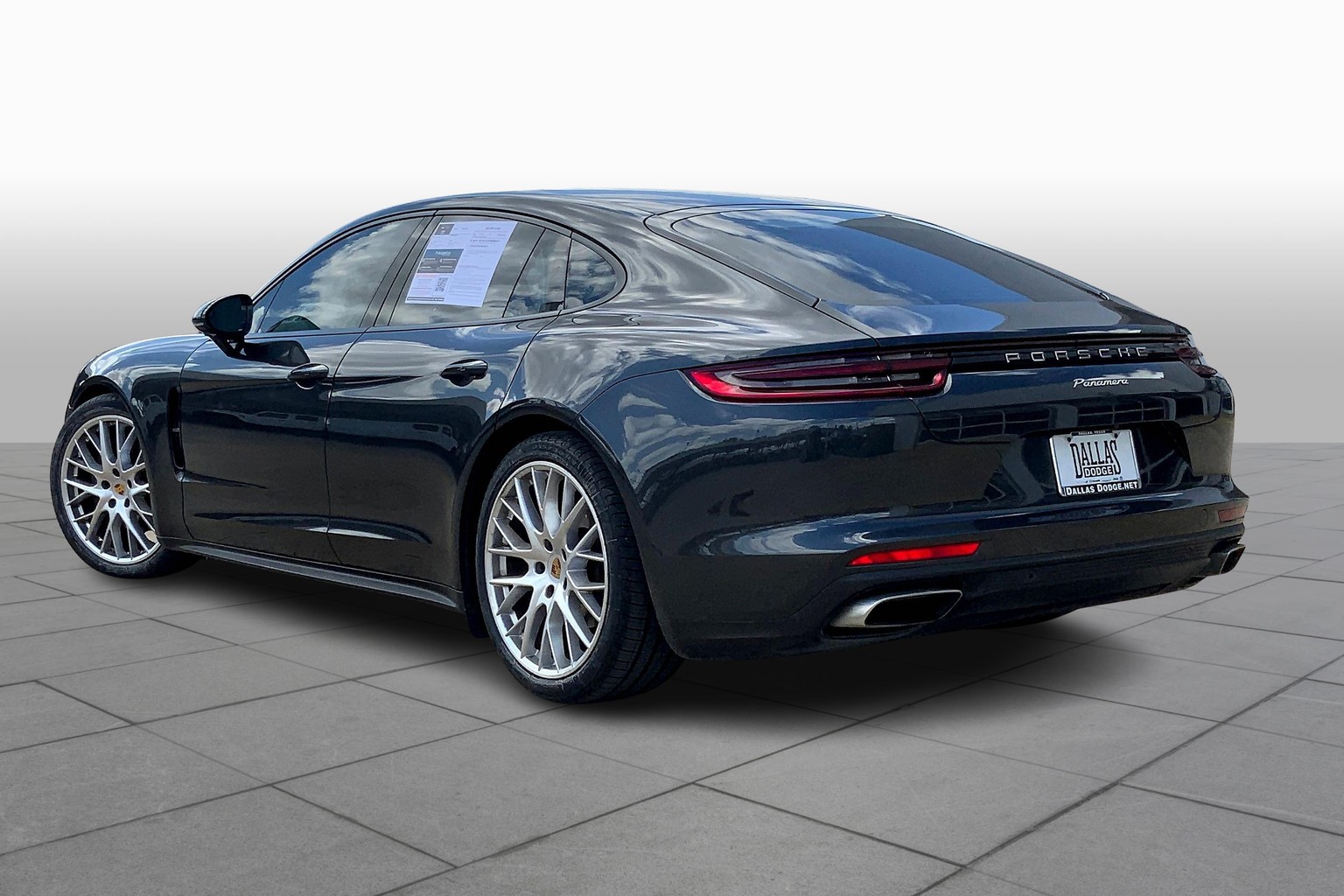 Hatchback Panamera