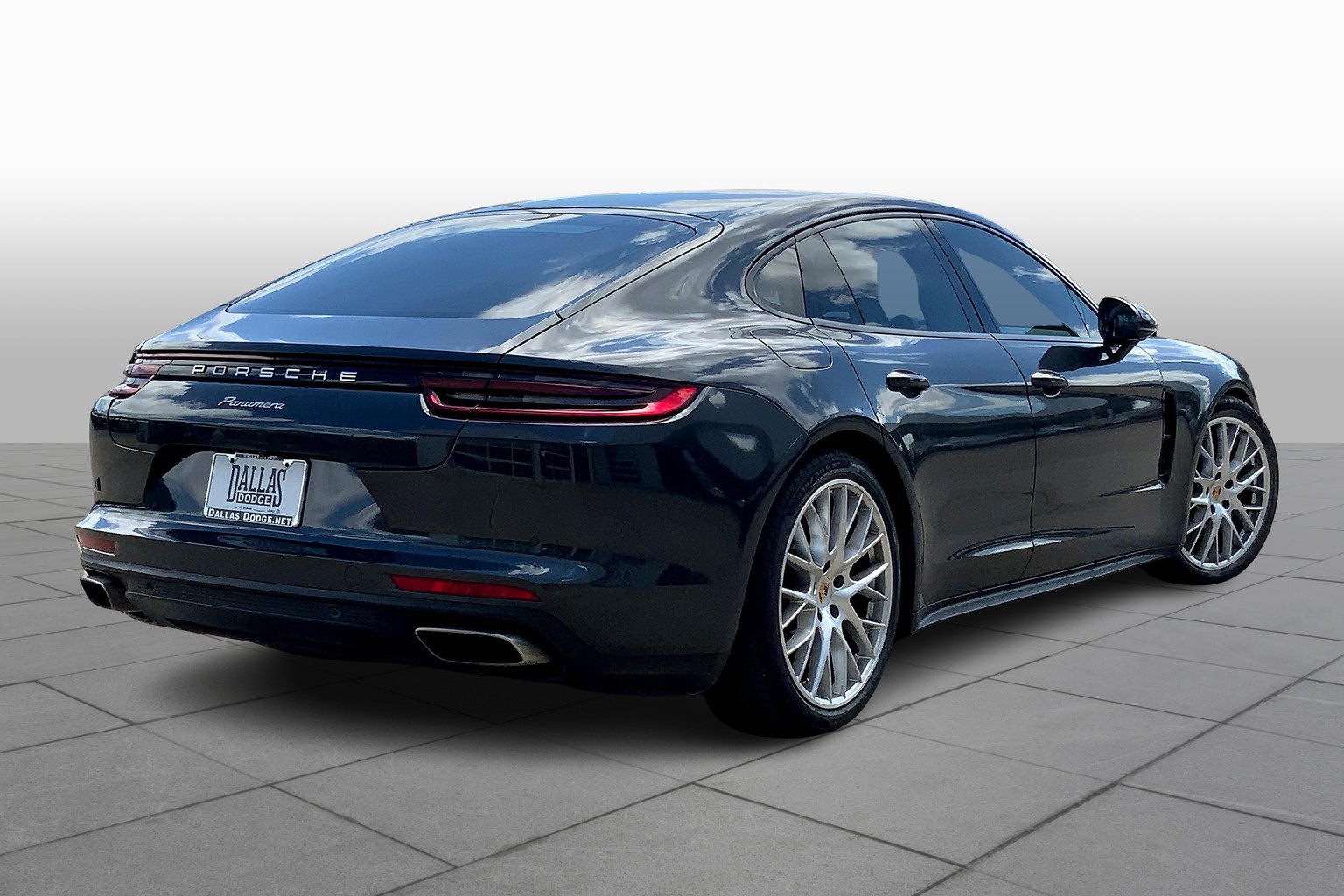 Hatchback Panamera