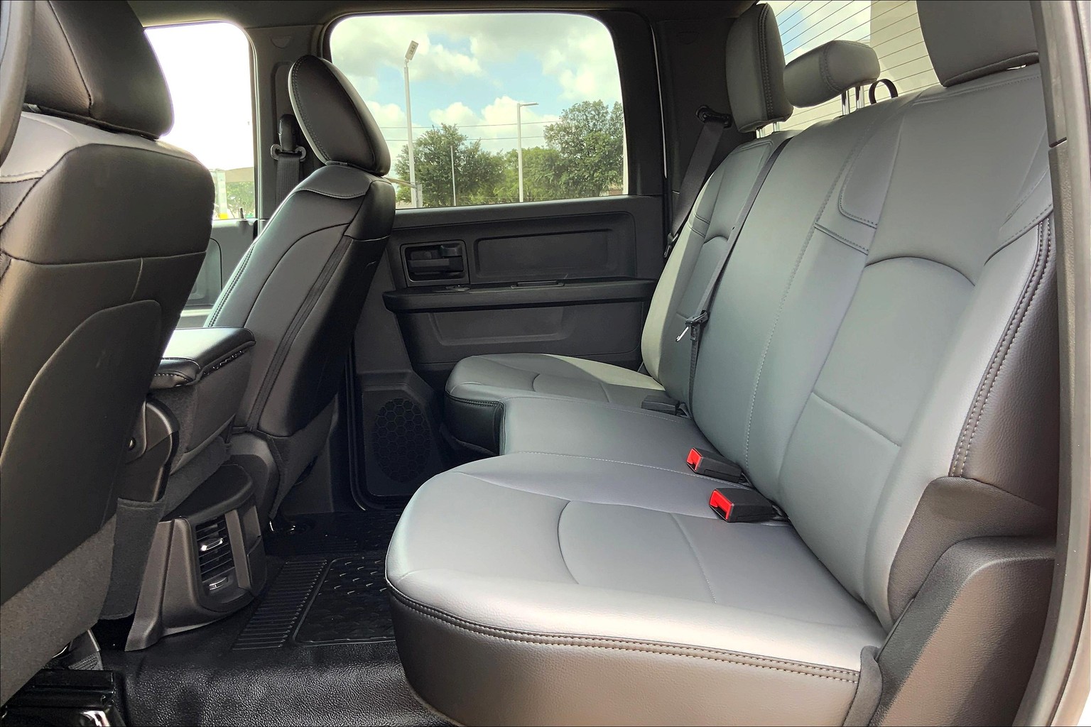 Ram 3500 Chassis Cab Crew Cab Tradesman