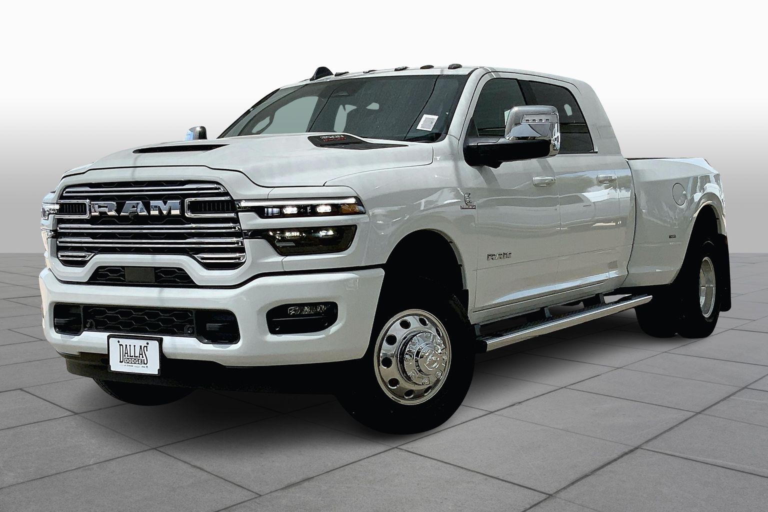 3500 Mega Cab Laramie