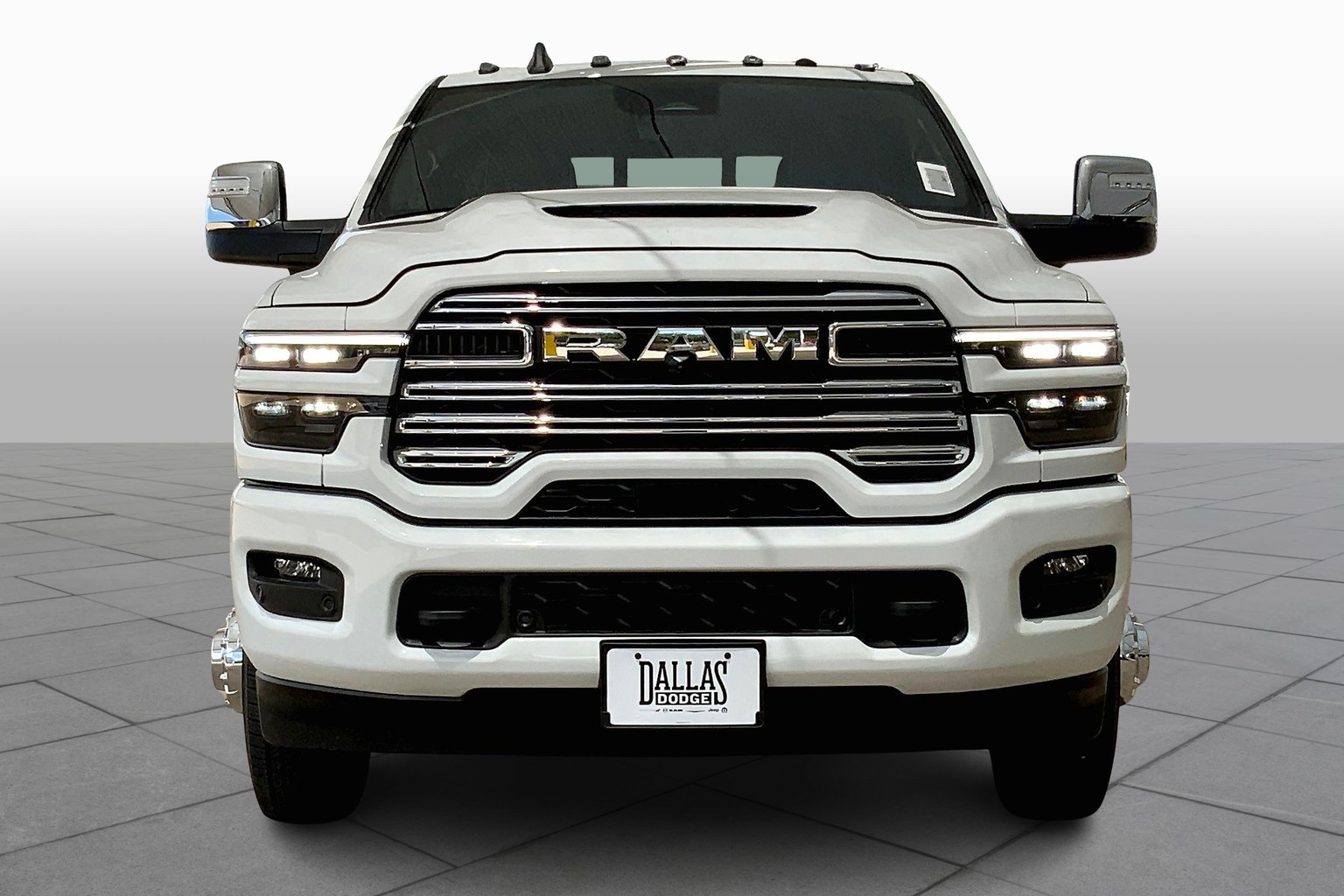 3500 Mega Cab Laramie