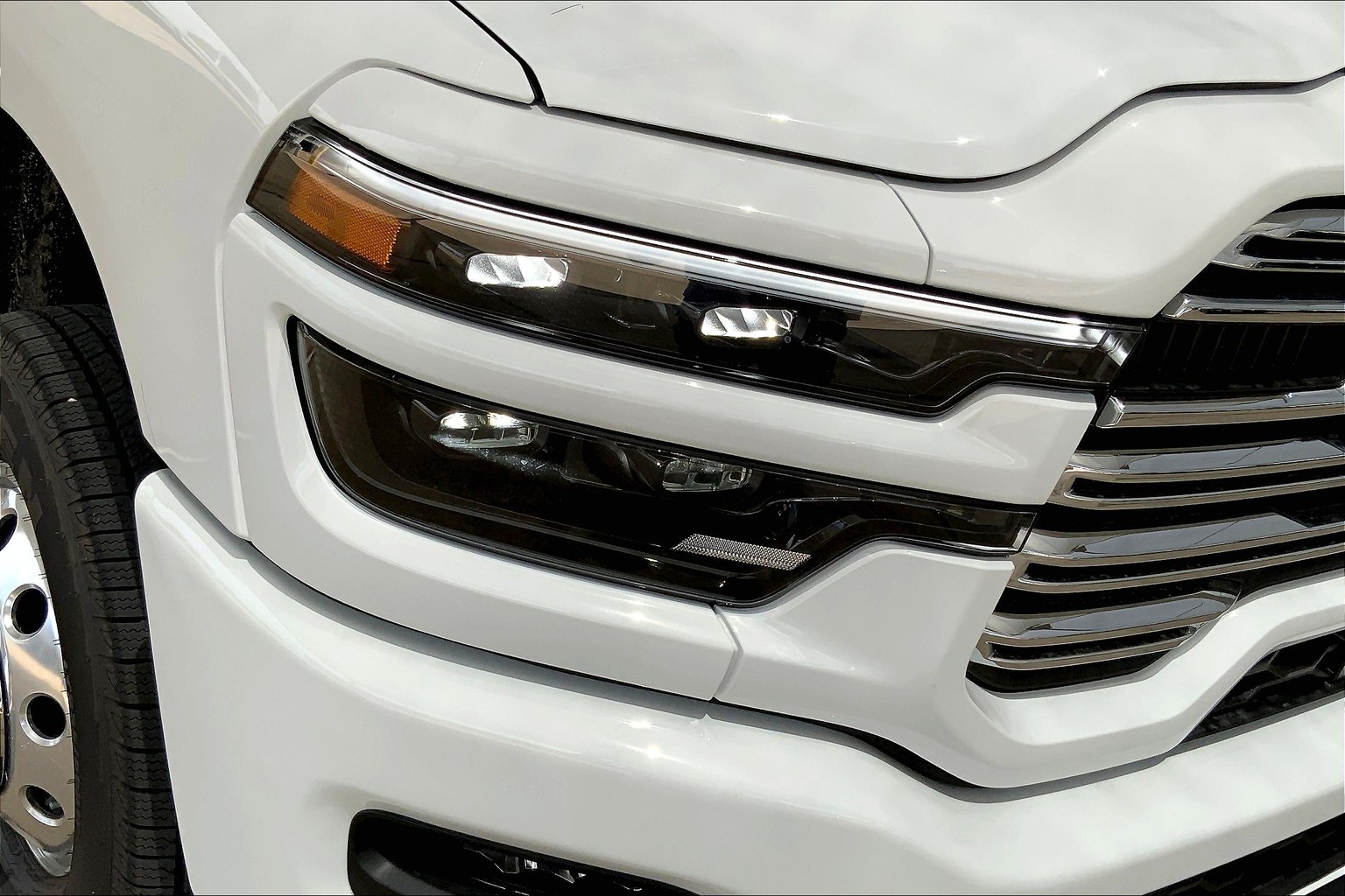 3500 Mega Cab Laramie